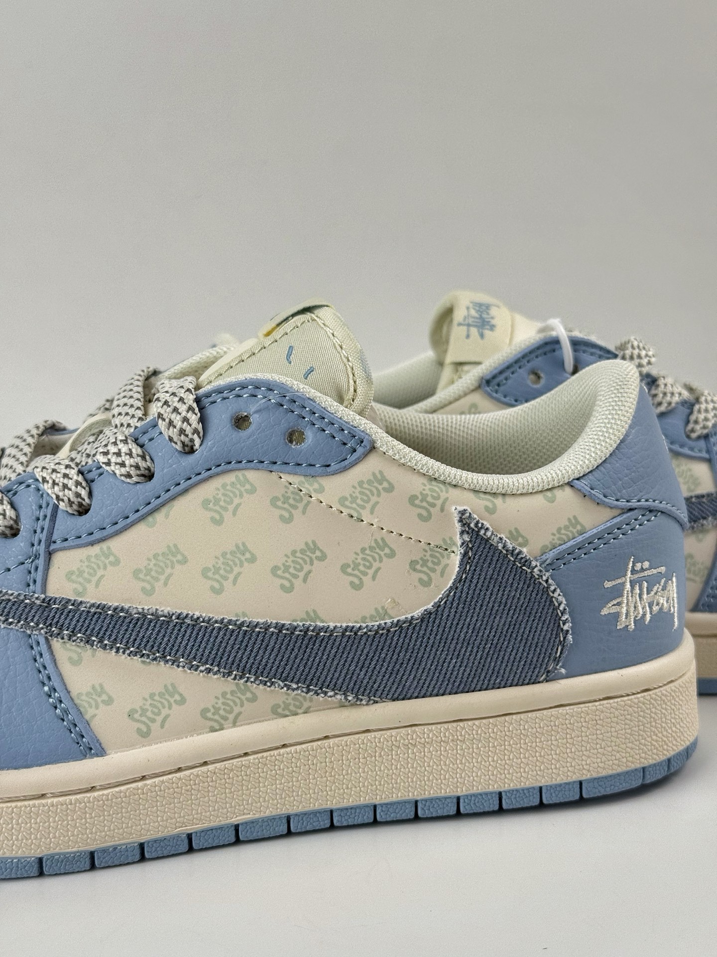 260 Travis Scott x Nike Air Jordan 1 Low x Stussy Air Jordan 1 Low 反转蓝白小勾满天星倒钩 HS8068-037
