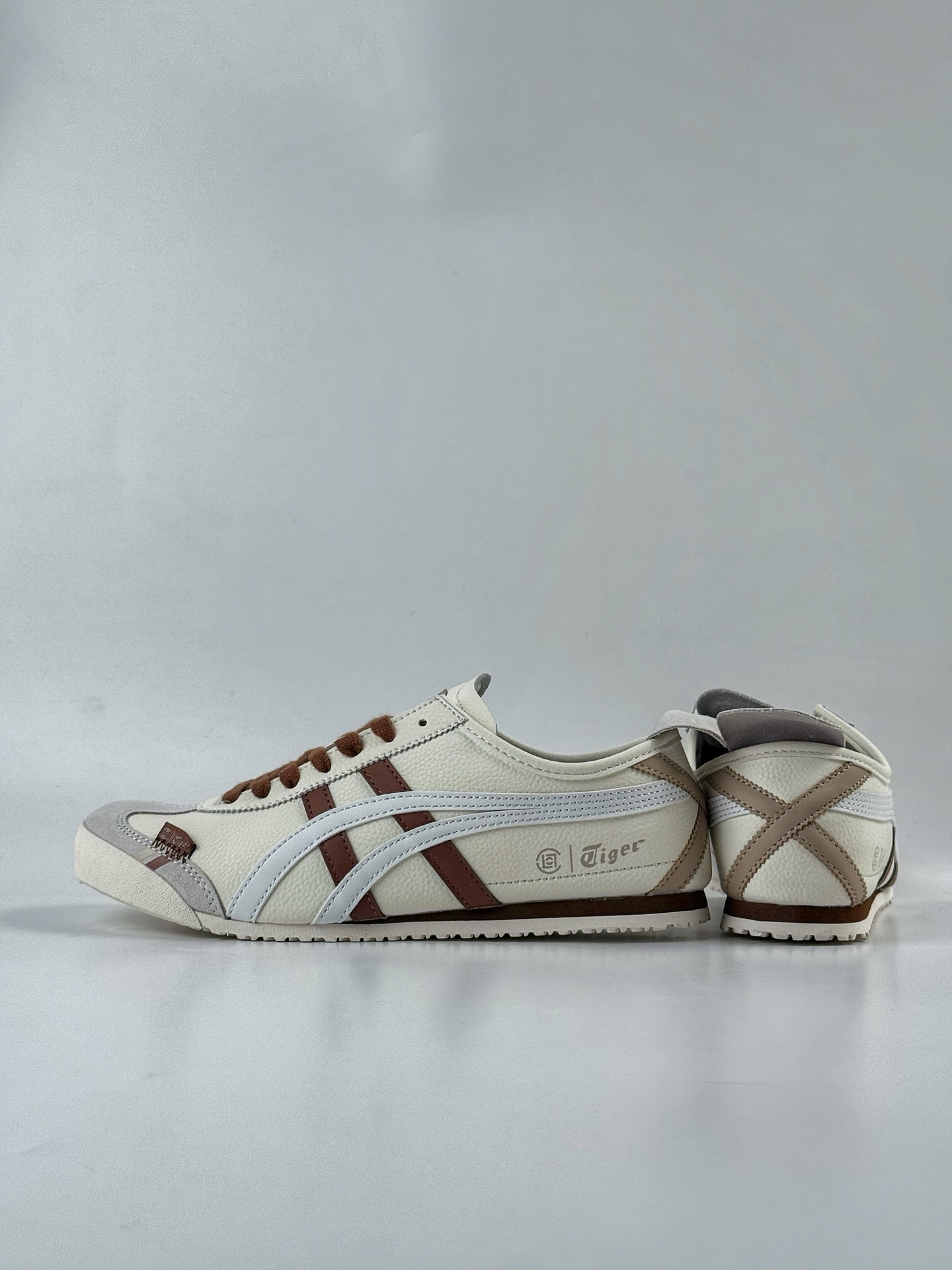 220 Onitsuka Tiger Mexico 66 Paraty 百搭单品 板鞋 DL408-137-Chinese UA Cheap High Quatity Brand Clothes Bags handbags Sneakers wholesale wholesaler seller from China Factory suppliers Fashion Clothing Shoes best Quality Beautiful Price 220 Onitsuka Tiger Mexico 66 Paraty 百搭单品 板鞋 DL408-137