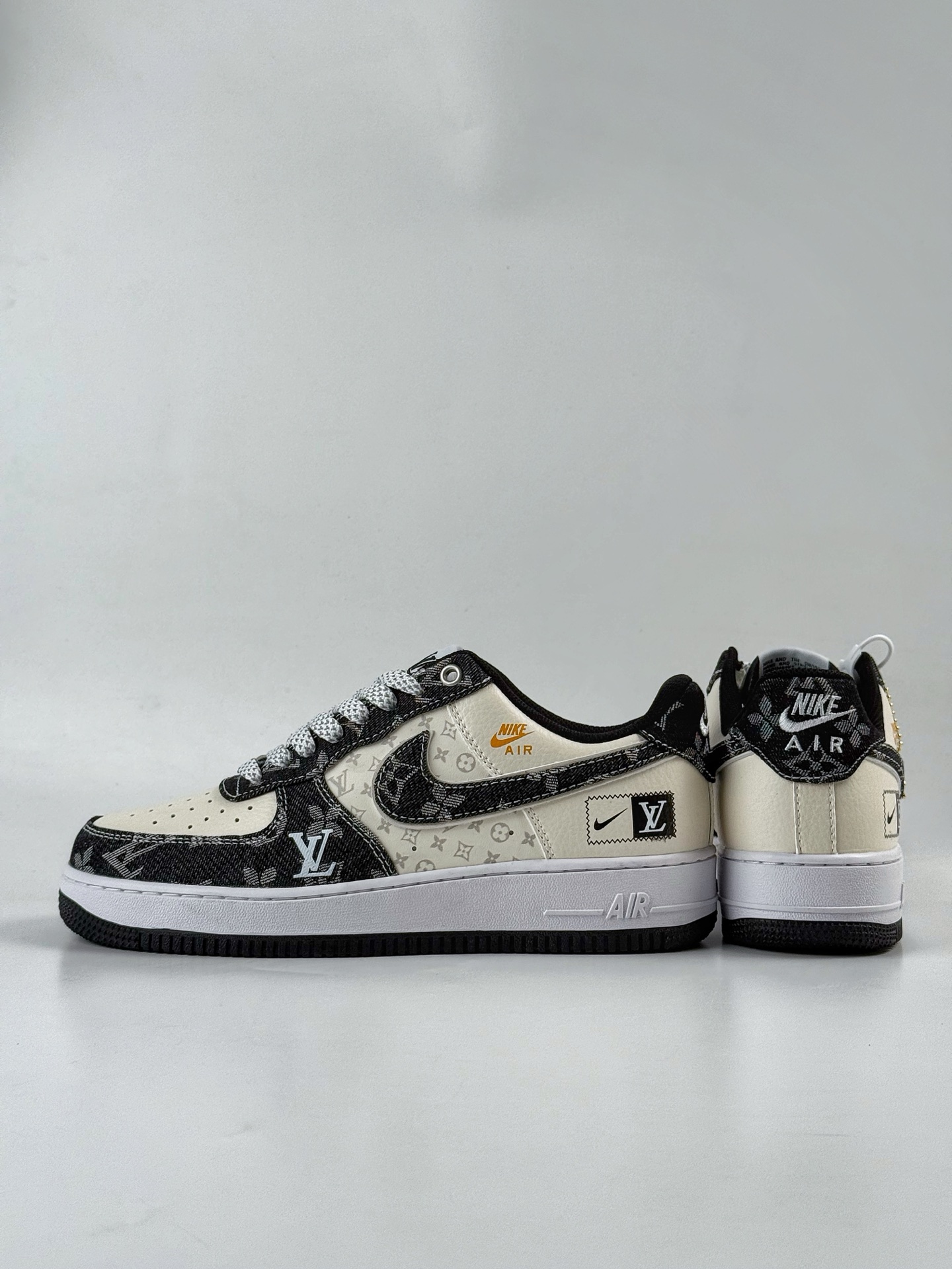 Nike Air Force 1 Low 07 x Louis Vuitton 黑白牛仔双小勾满天星  CW2288-111
