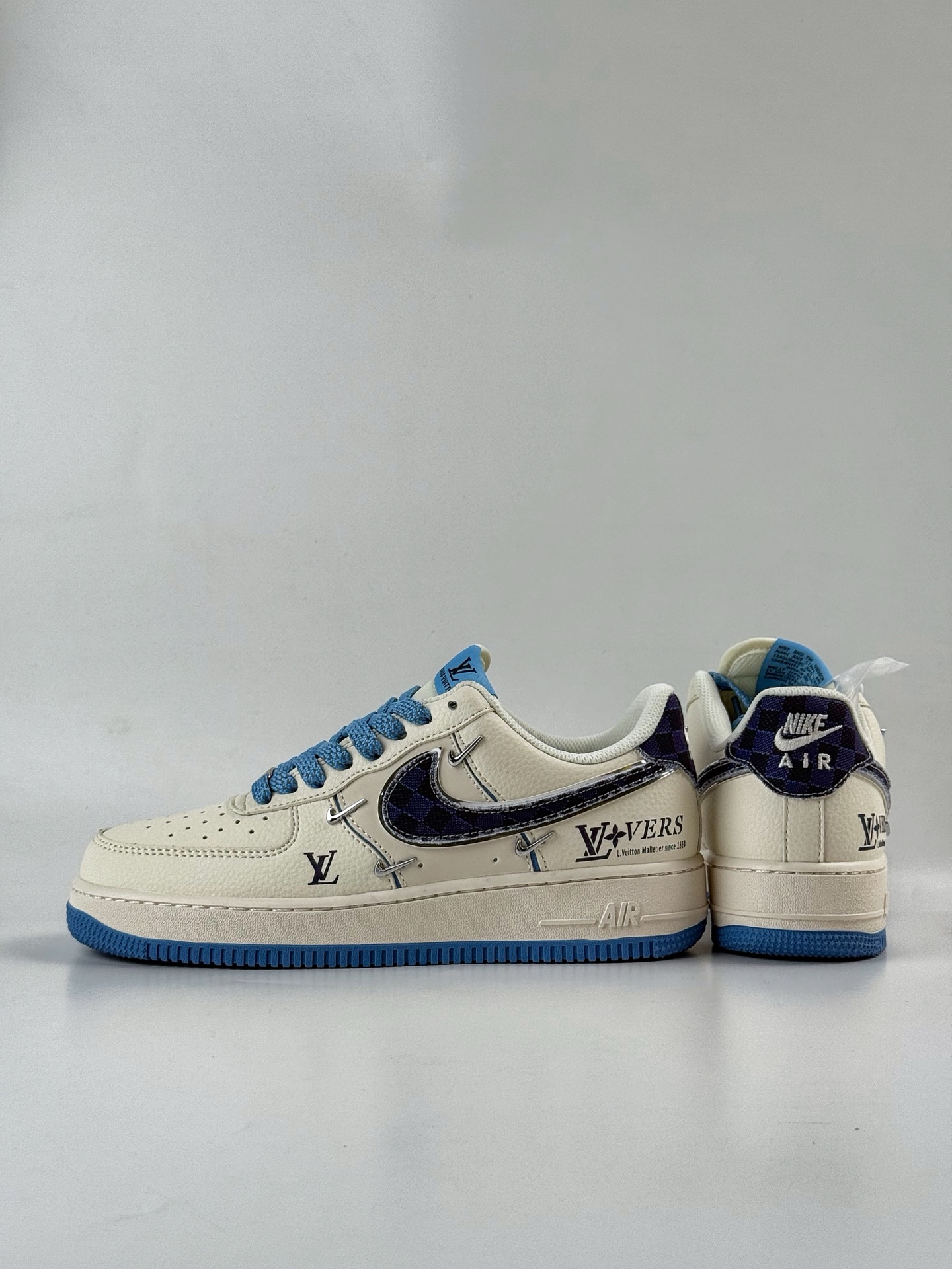 Nike Air Force 1 Low 07 x Louis Vuitton 米蓝四小勾满天星 XS2869-003