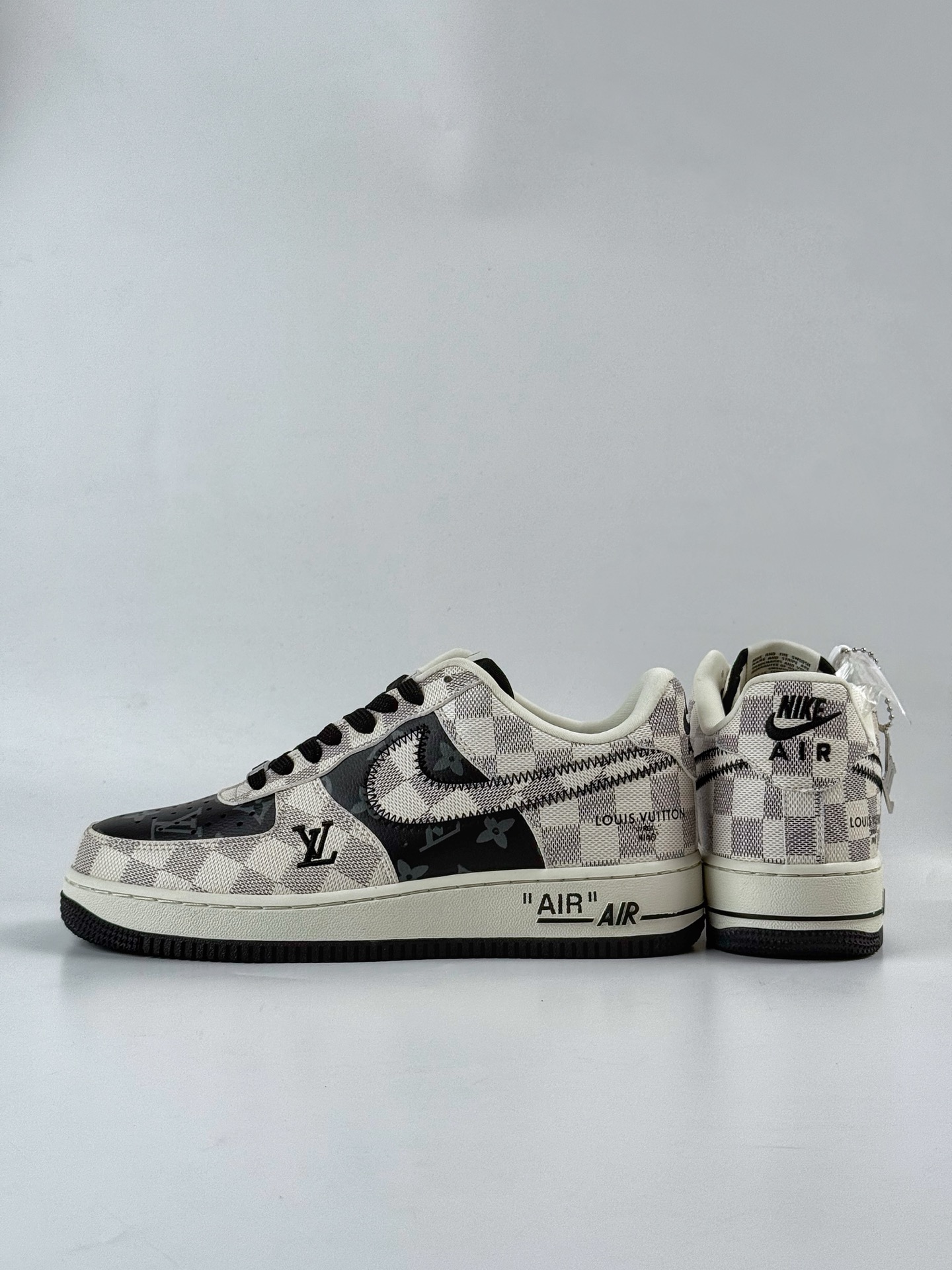 Nike Air Force 1 Low 07 x Louis Vuitton 格纹雾灰  SC0601-562