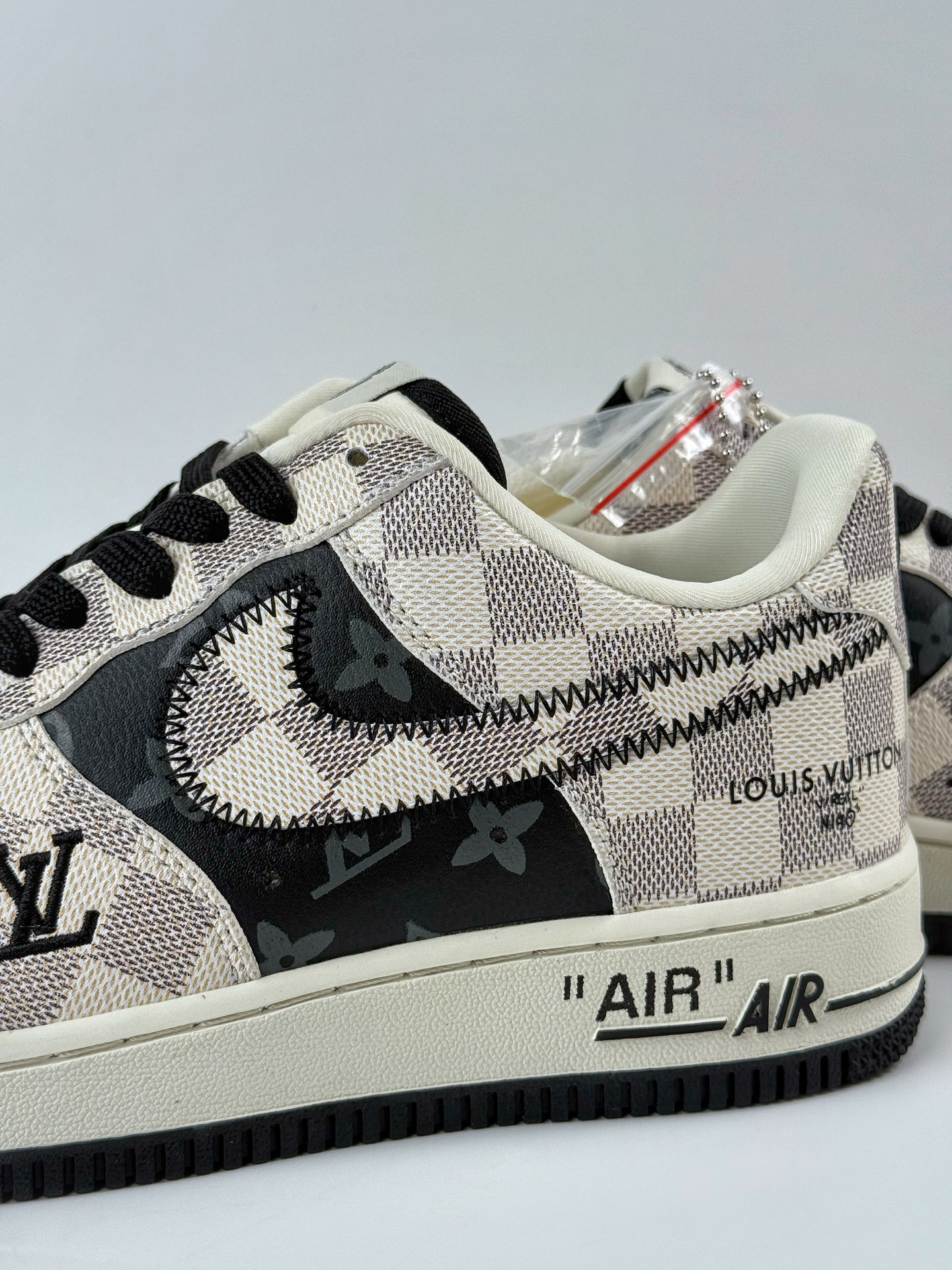 Nike Air Force 1 Low 07 x Louis Vuitton 格纹雾灰  SC0601-562