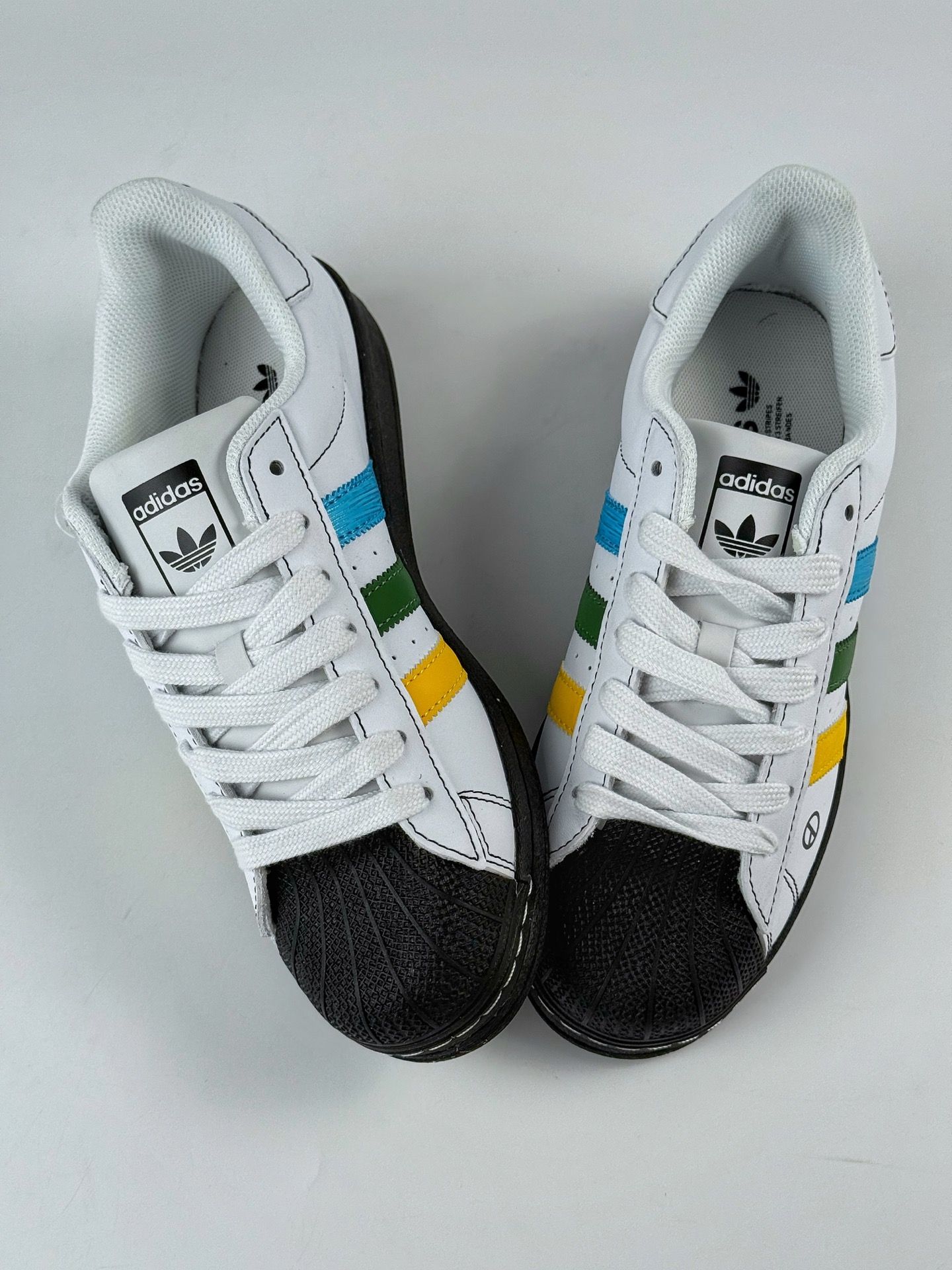 220 AD Originals Superstar x 小雏菊 黑白  BZ2538
