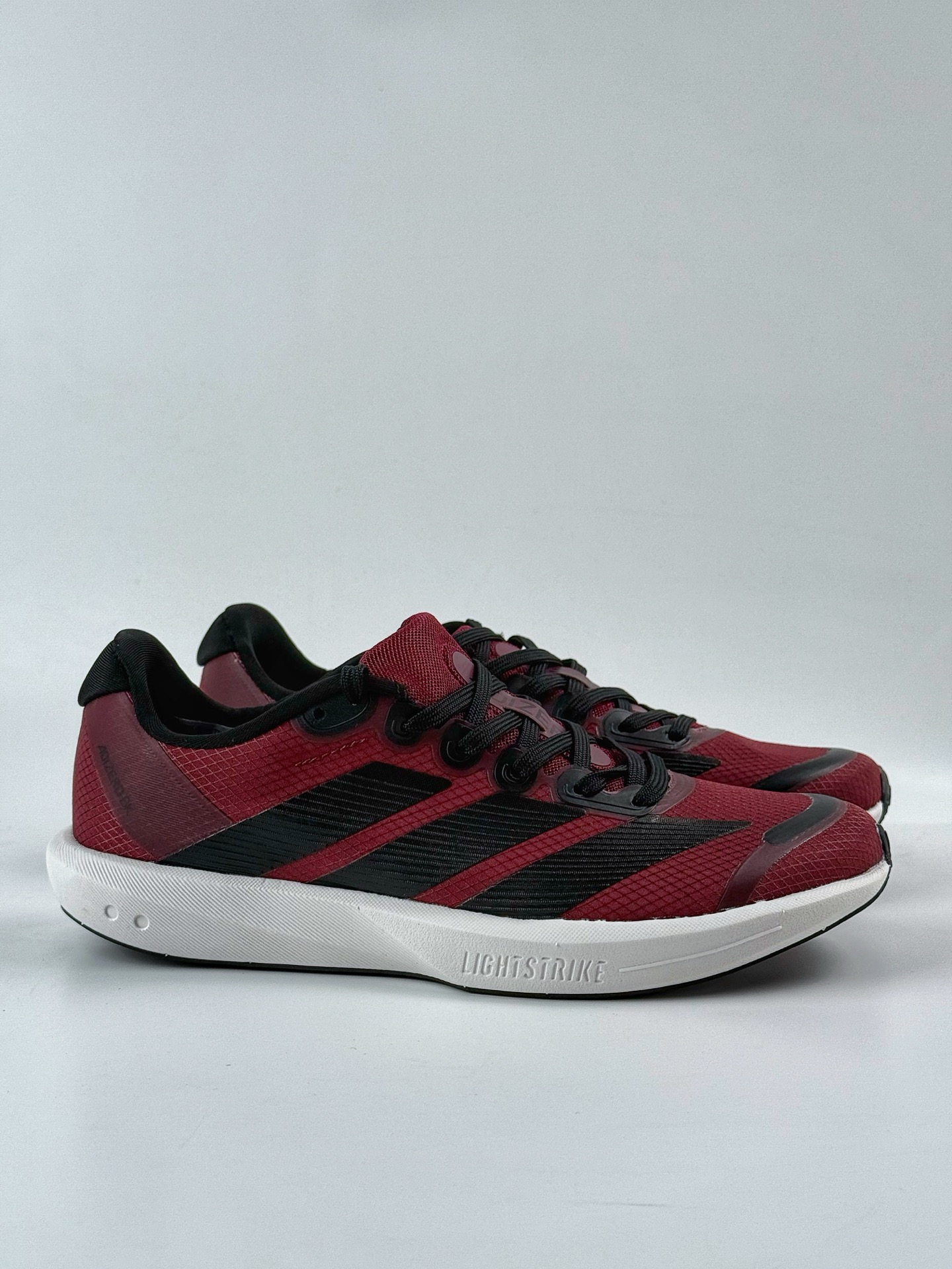 AdidAdizero BK 阿迪超轻透气缓震跑鞋 JP6582