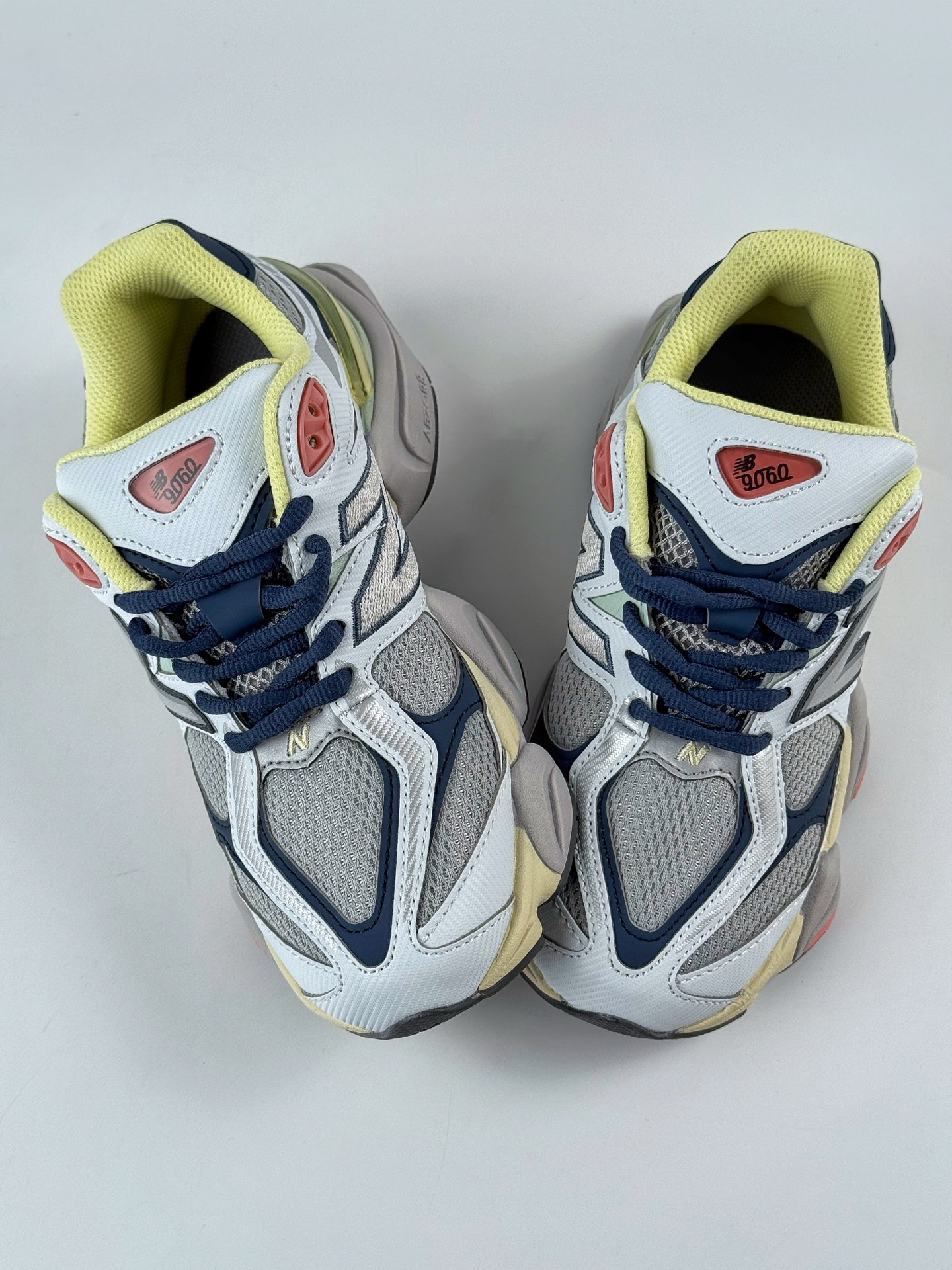 Joe Freshgoods x New Balance 版本 NB9060 联名款 复古休闲运动慢跑鞋  U9060TMB