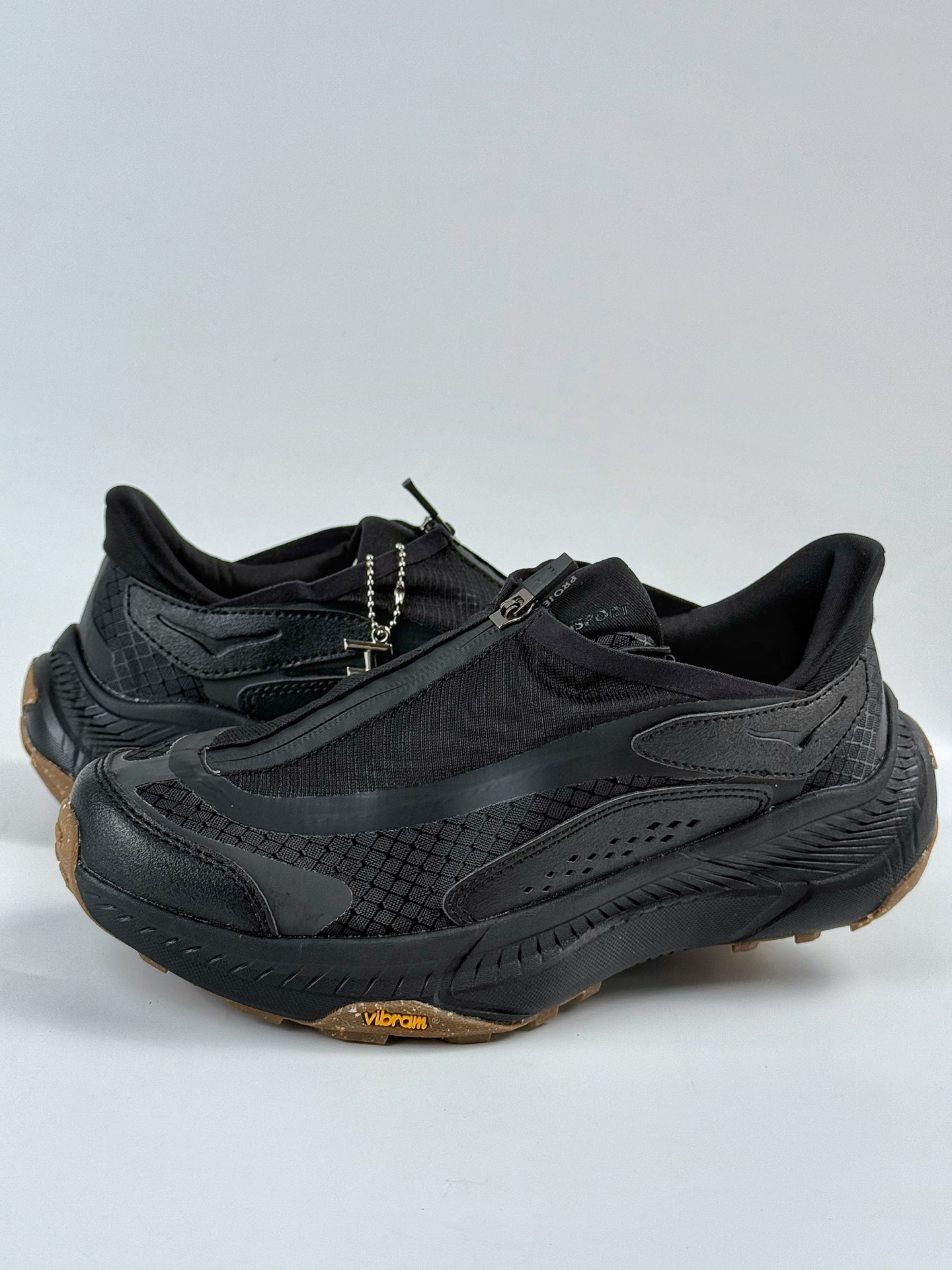 HOKA ONE ONE U PROJECT TRANSPORT 低帮专业越野跑步鞋  1162850/CRBN