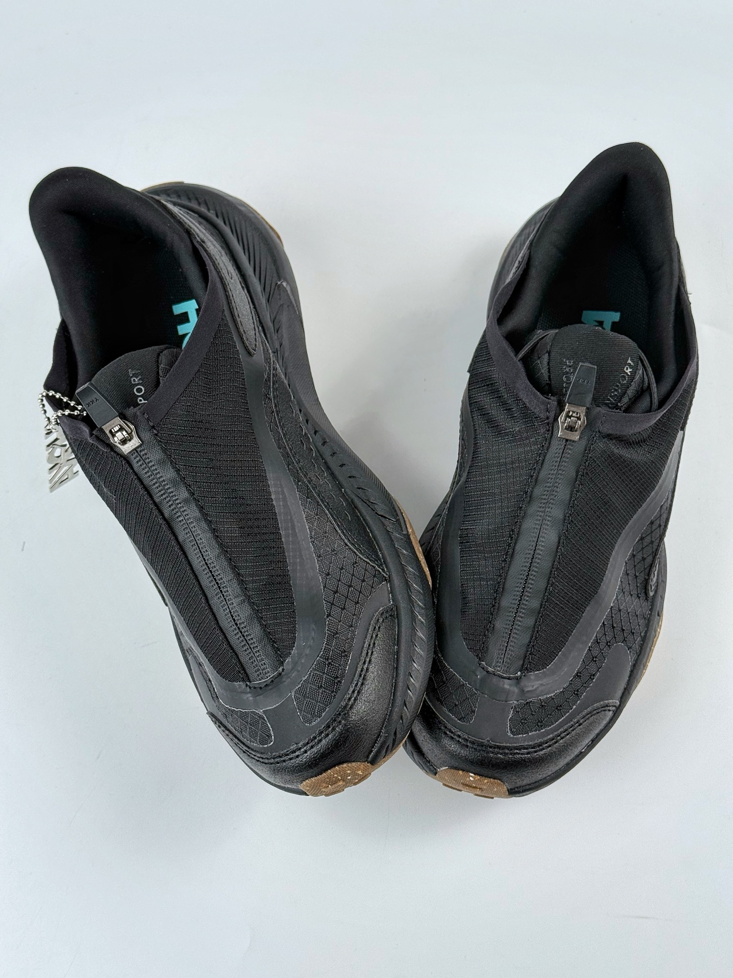 HOKA ONE ONE U PROJECT TRANSPORT 低帮专业越野跑步鞋  1162850/CRBN