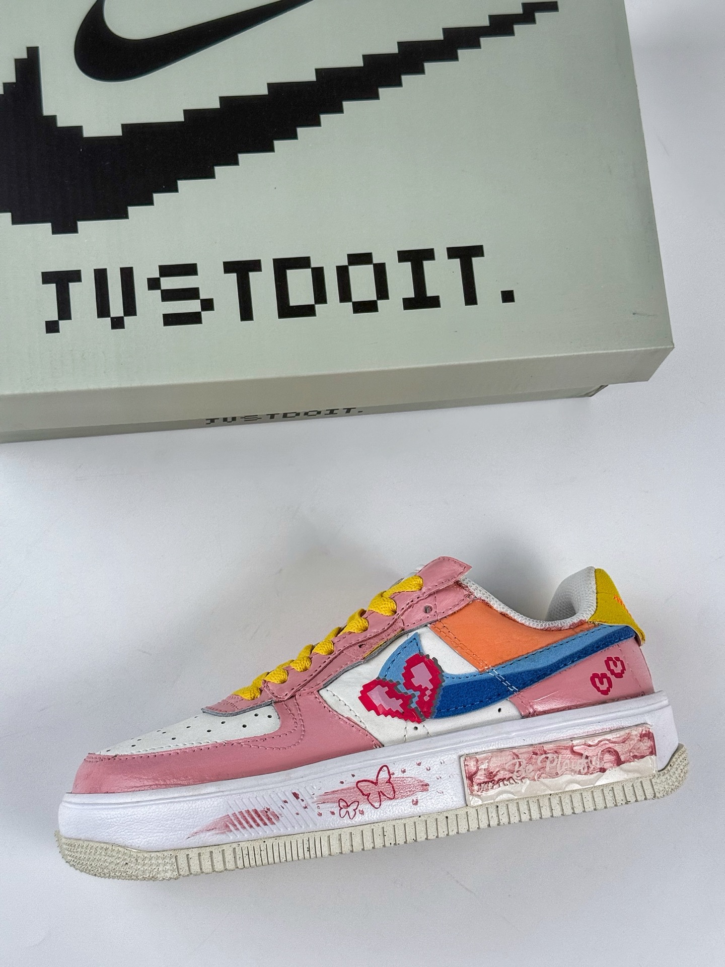 Nike Air Force 1 Low 07 粉白爱心 DV3211-001