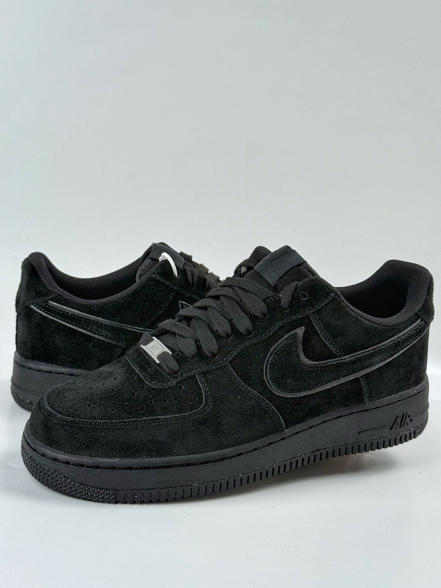 Nike Air Force 1 Low 07 绒毛纯黑 HQ1966-002