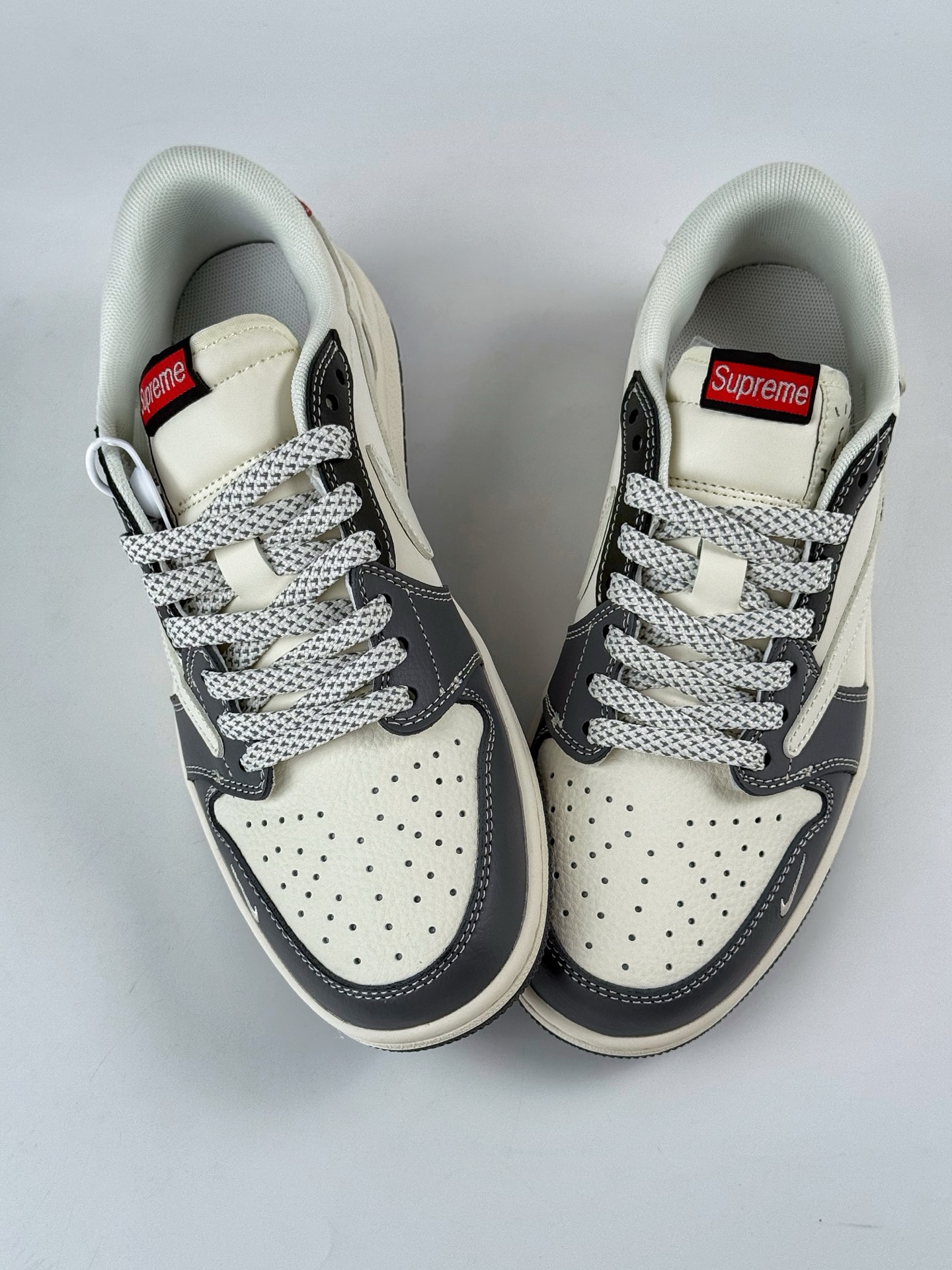 280 Travis Scott x Nike Air Jordan 1 Low x Superme Air Jordan 1 Low 反转灰白小勾满天星倒钩 QW5088-201