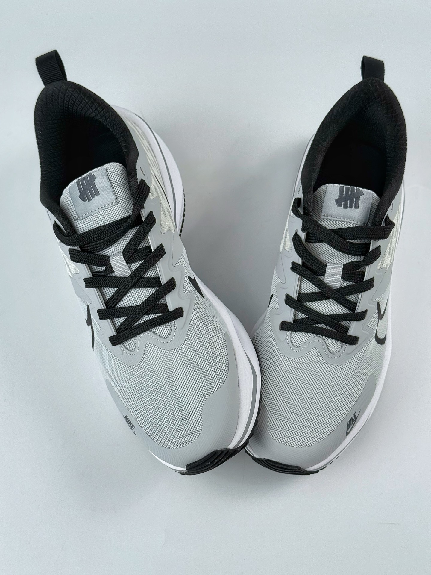 200 NIKE ZOOM PLUS x UNDEFEATED 全新跑鞋 CK4318-148-Chinese UA Cheap High Quatity Brand Clothes Bags handbags Sneakers wholesale wholesaler seller from China Factory suppliers Fashion Clothing Shoes best Quality Beautiful Price 200 NIKE ZOOM PLUS x UNDEFEATED 全新跑鞋 CK4318-148