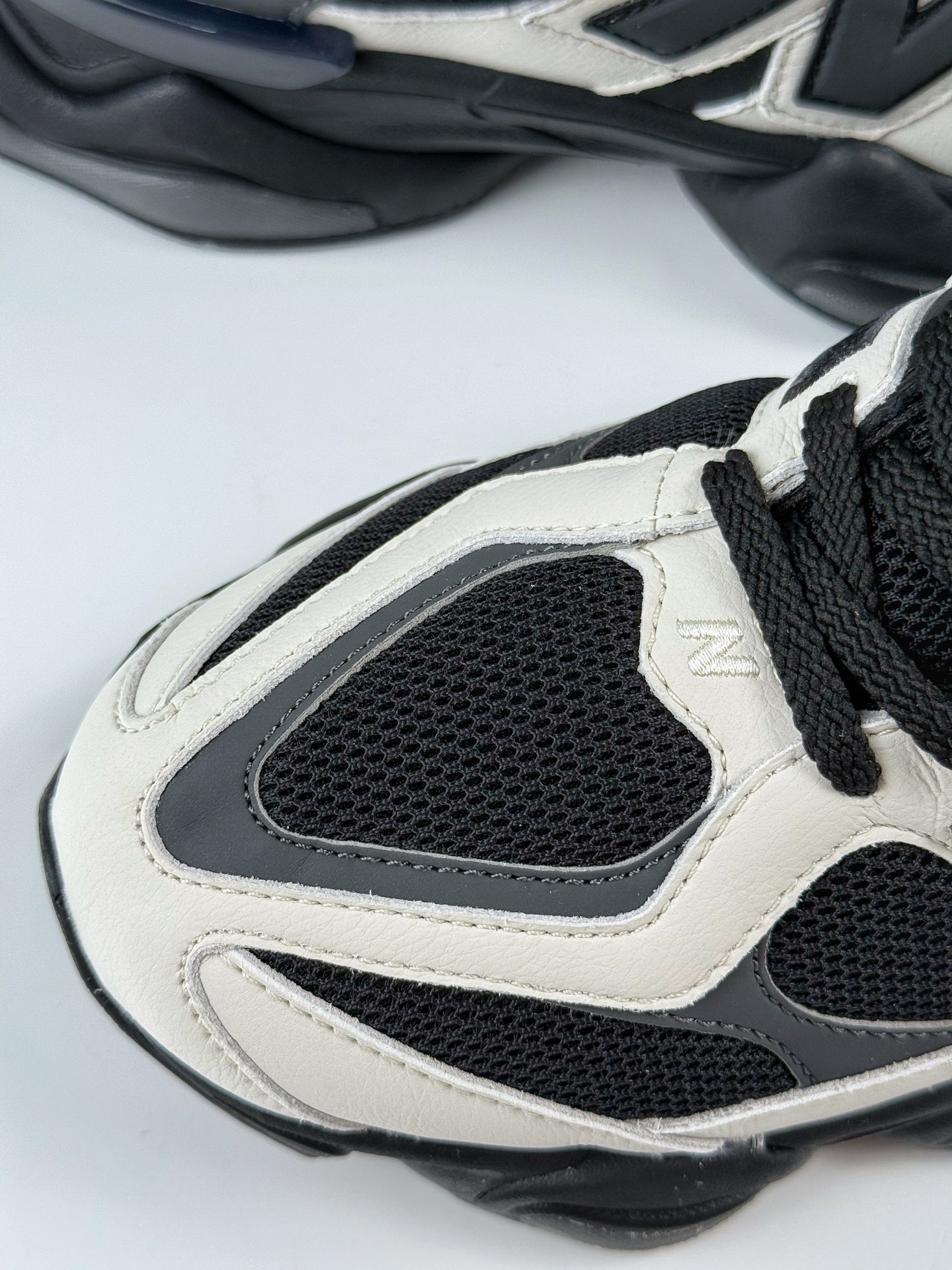 200 Joe Freshgoods x New Balance 版本 NB9060 联名款 复古休闲运动慢跑鞋 U9060ZBS-Chinese UA Cheap High Quatity Brand Clothes Bags handbags Sneakers wholesale wholesaler seller from China Factory suppliers Fashion Clothing Shoes best Quality Beautiful Price 200 Joe Freshgoods x New Balance 版本 NB9060 联名款 复古休闲运动慢跑鞋 U9060ZBS