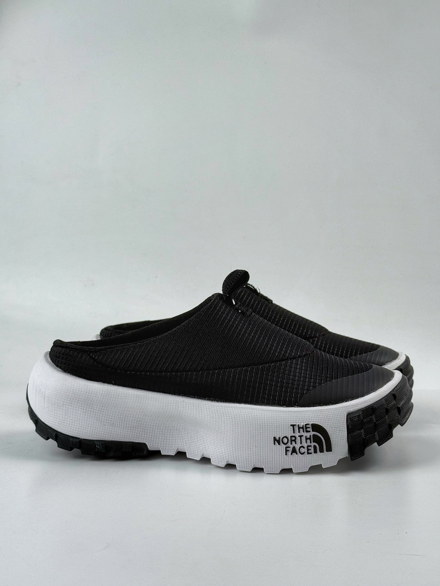 150 THE NORTH FACE NEVER STOP 北面舒适百搭 防滑透气 低帮 生活休闲鞋 NFOA8A92KX7-070-Chinese UA Cheap High Quatity Brand Clothes Bags handbags Sneakers wholesale wholesaler seller from China Factory suppliers Fashion Clothing Shoes best Quality Beautiful Price 150 THE NORTH FACE NEVER STOP 北面舒适百搭 防滑透气 低帮 生活休闲鞋 NFOA8A92KX7-070