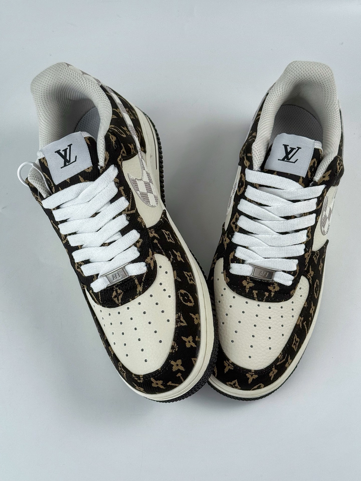 260 Nike Air Force 1 Low 07 x Louis Vuitton 黑白 BZ68808-104-Chinese UA Cheap High Quatity Brand Clothes Bags handbags Sneakers wholesale wholesaler seller from China Factory suppliers Fashion Clothing Shoes best Quality Beautiful Price 260 Nike Air Force 1 Low 07 x Louis Vuitton 黑白 BZ68808-104