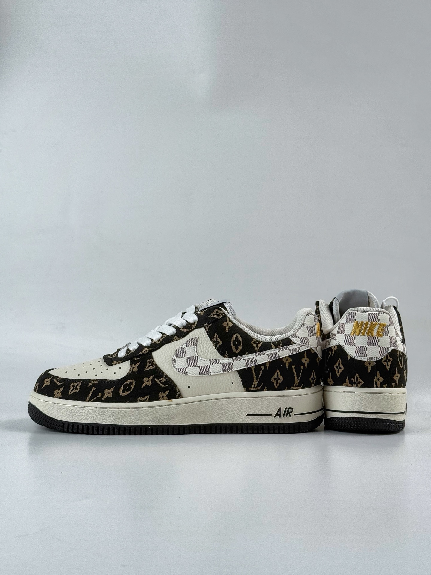 260 Nike Air Force 1 Low 07 x Louis Vuitton 黑白 BZ68808-104-Chinese UA Cheap High Quatity Brand Clothes Bags handbags Sneakers wholesale wholesaler seller from China Factory suppliers Fashion Clothing Shoes best Quality Beautiful Price 260 Nike Air Force 1 Low 07 x Louis Vuitton 黑白 BZ68808-104