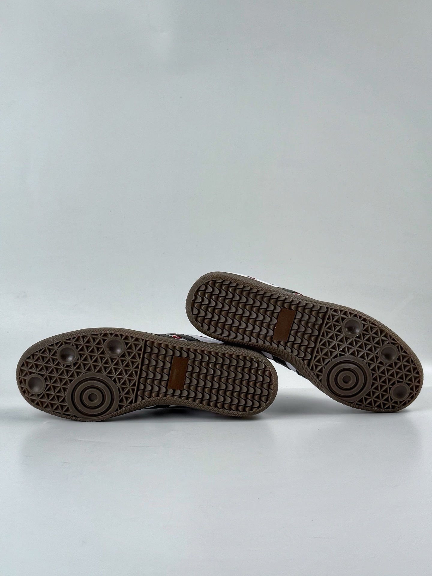 160 adidoriginals Samba OG 灰白小花 IF4391-Chinese UA Cheap High Quatity Brand Clothes Bags handbags Sneakers wholesale wholesaler seller from China Factory suppliers Fashion Clothing Shoes best Quality Beautiful Price 160 adidoriginals Samba OG 灰白小花 IF4391