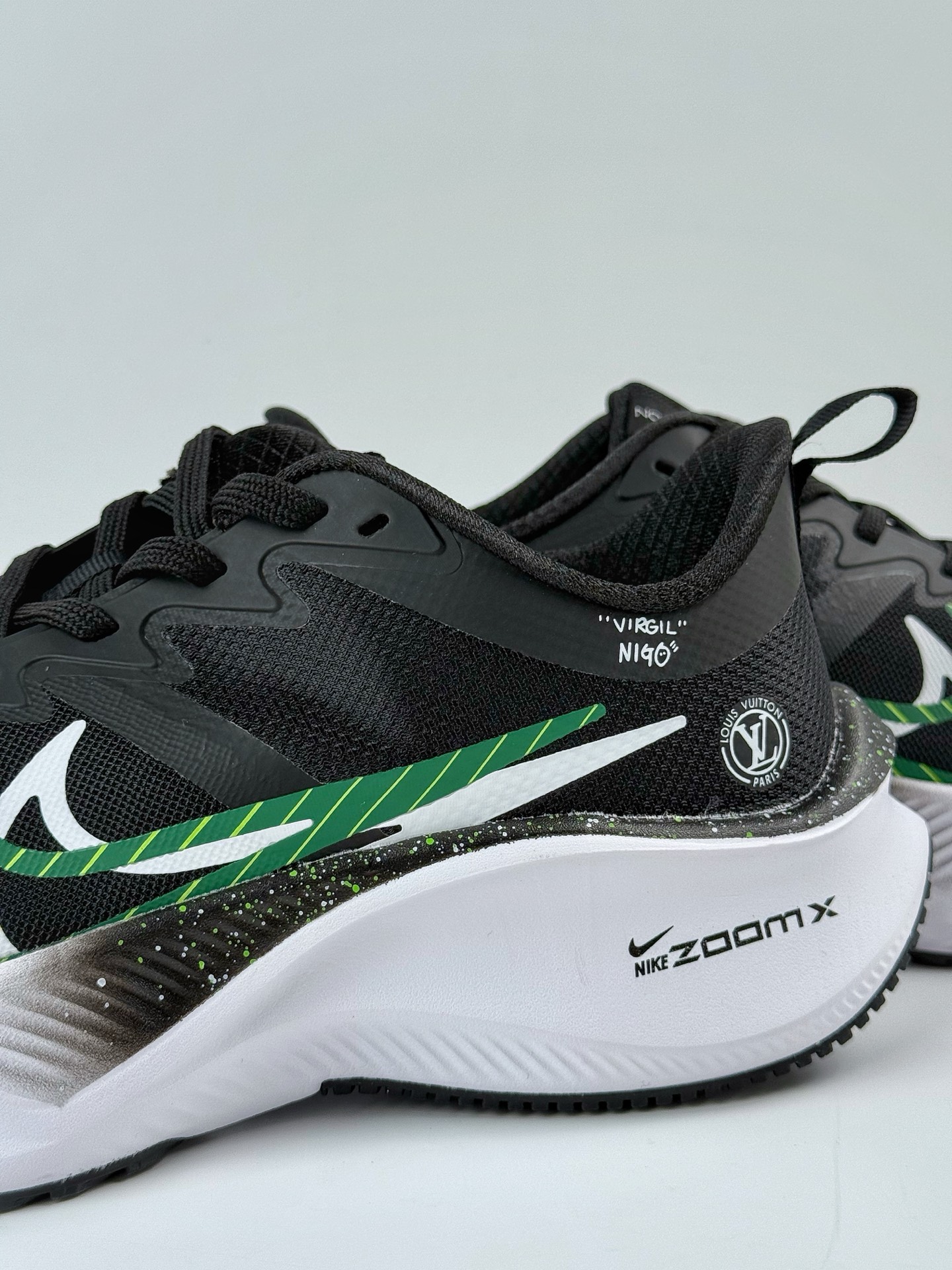 200 NIKE ZOOM PLUS x Louis Vuitton 全新跑鞋 CK4318-161-Chinese UA Cheap High Quatity Brand Clothes Bags handbags Sneakers wholesale wholesaler seller from China Factory suppliers Fashion Clothing Shoes best Quality Beautiful Price 200 NIKE ZOOM PLUS x Louis Vuitton 全新跑鞋 CK4318-161