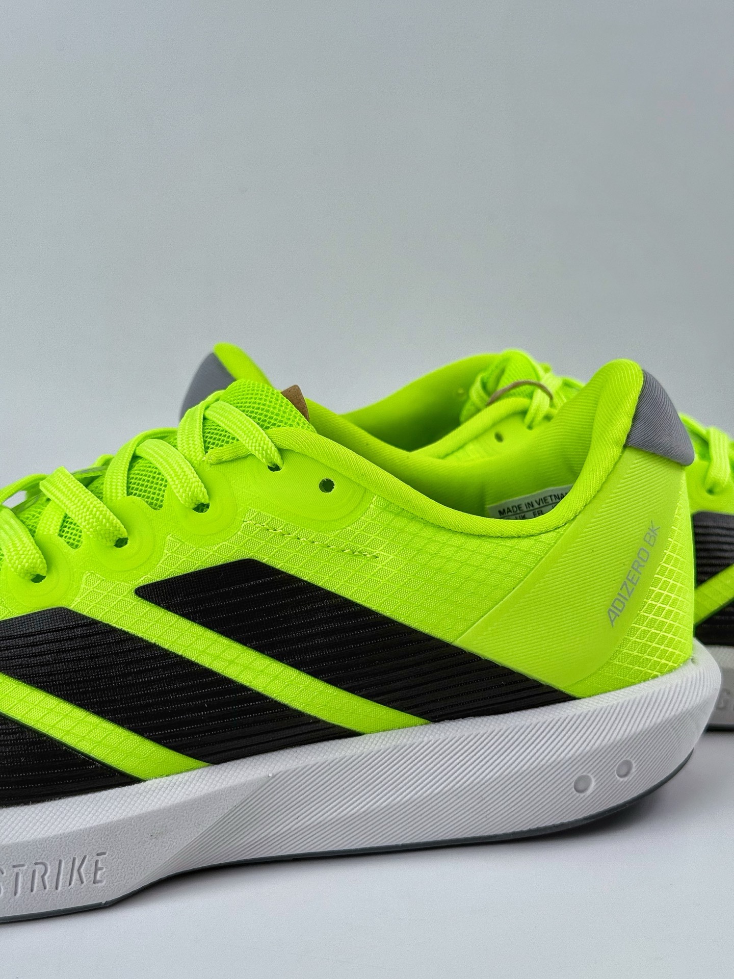 180 AdidAdizero BK 阿迪超轻透气缓震跑鞋 JP6533-Chinese UA Cheap High Quatity Brand Clothes Bags handbags Sneakers wholesale wholesaler seller from China Factory suppliers Fashion Clothing Shoes best Quality Beautiful Price 180 AdidAdizero BK 阿迪超轻透气缓震跑鞋 JP6533