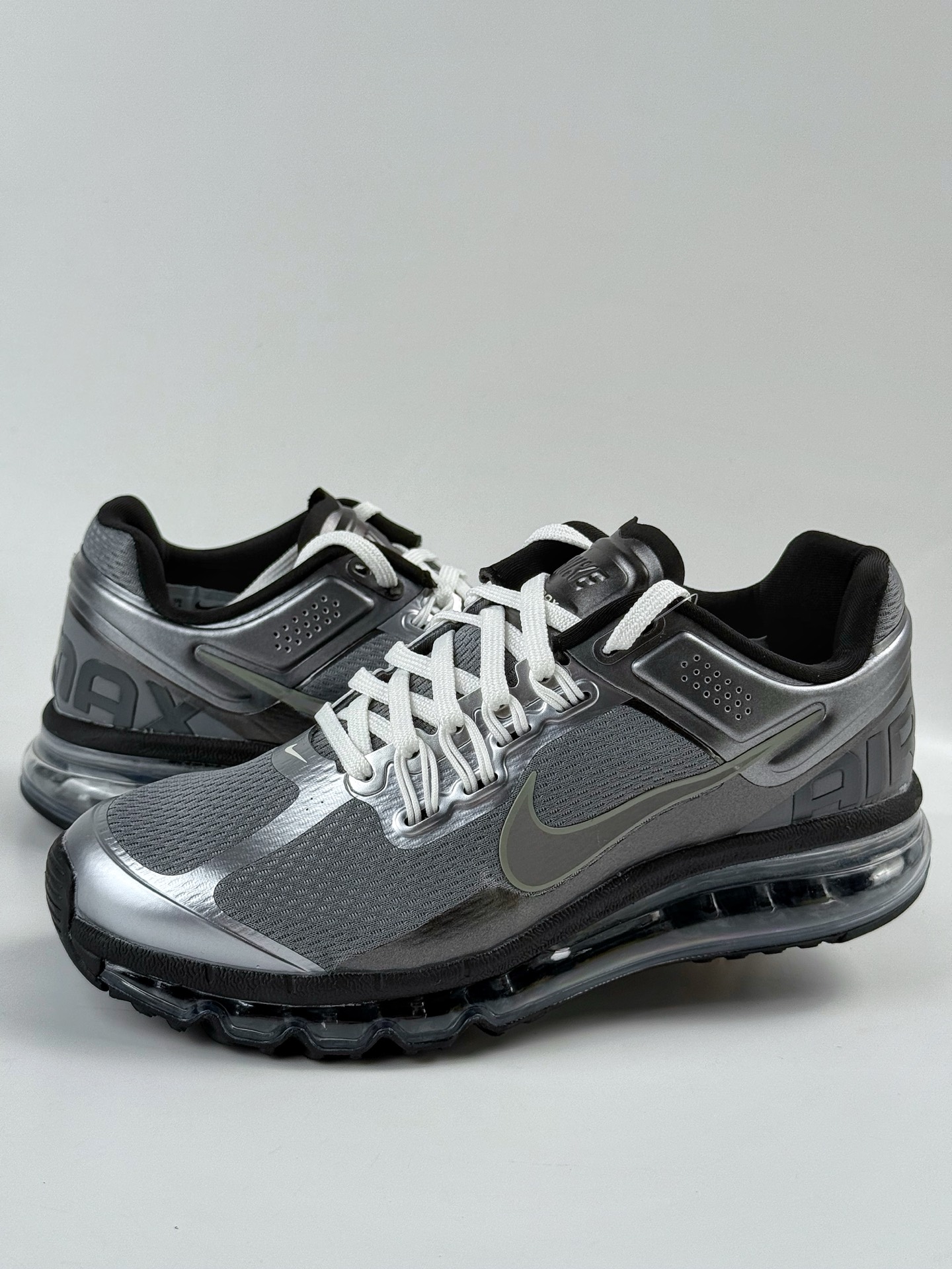 170 Nike Air Max 2013 舒适时尚耐磨透气 低帮跑步鞋  HQ3481-099