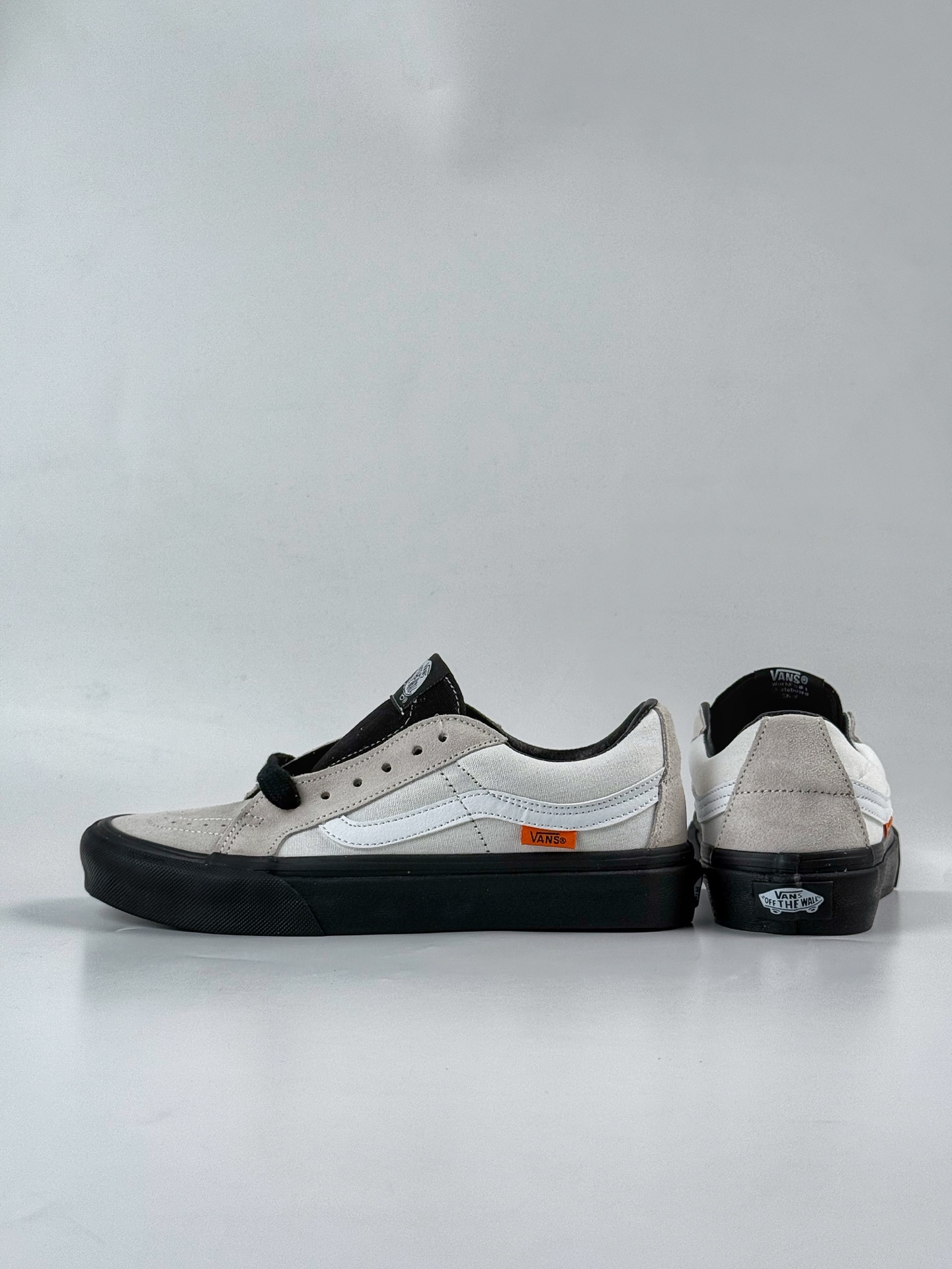 150 Vans SK8-LOW 米白黑橘色织唛标 VN0A4UUK2V4-Chinese UA Cheap High Quatity Brand Clothes Bags handbags Sneakers wholesale wholesaler seller from China Factory suppliers Fashion Clothing Shoes best Quality Beautiful Price 150 Vans SK8-LOW 米白黑橘色织唛标 VN0A4UUK2V4