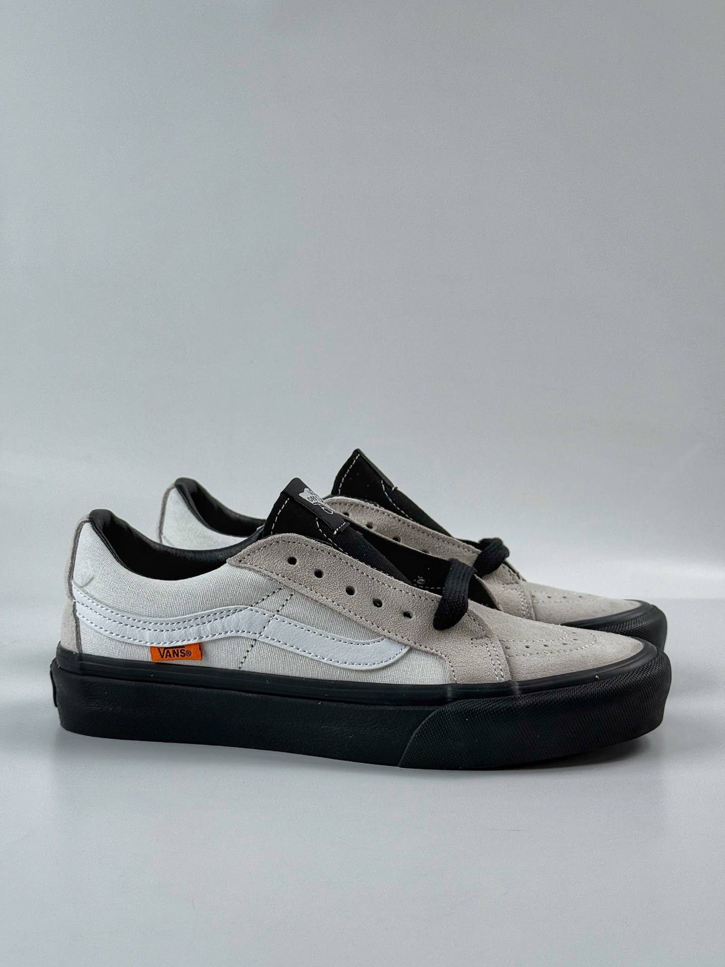 150 Vans SK8-LOW 米白黑橘色织唛标 VN0A4UUK2V4-Chinese UA Cheap High Quatity Brand Clothes Bags handbags Sneakers wholesale wholesaler seller from China Factory suppliers Fashion Clothing Shoes best Quality Beautiful Price 150 Vans SK8-LOW 米白黑橘色织唛标 VN0A4UUK2V4