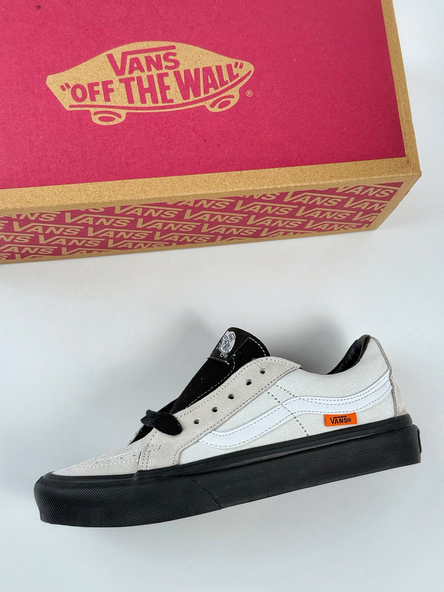 150 Vans SK8-LOW 米白黑橘色织唛标 VN0A4UUK2V4-Chinese UA Cheap High Quatity Brand Clothes Bags handbags Sneakers wholesale wholesaler seller from China Factory suppliers Fashion Clothing Shoes best Quality Beautiful Price 150 Vans SK8-LOW 米白黑橘色织唛标 VN0A4UUK2V4