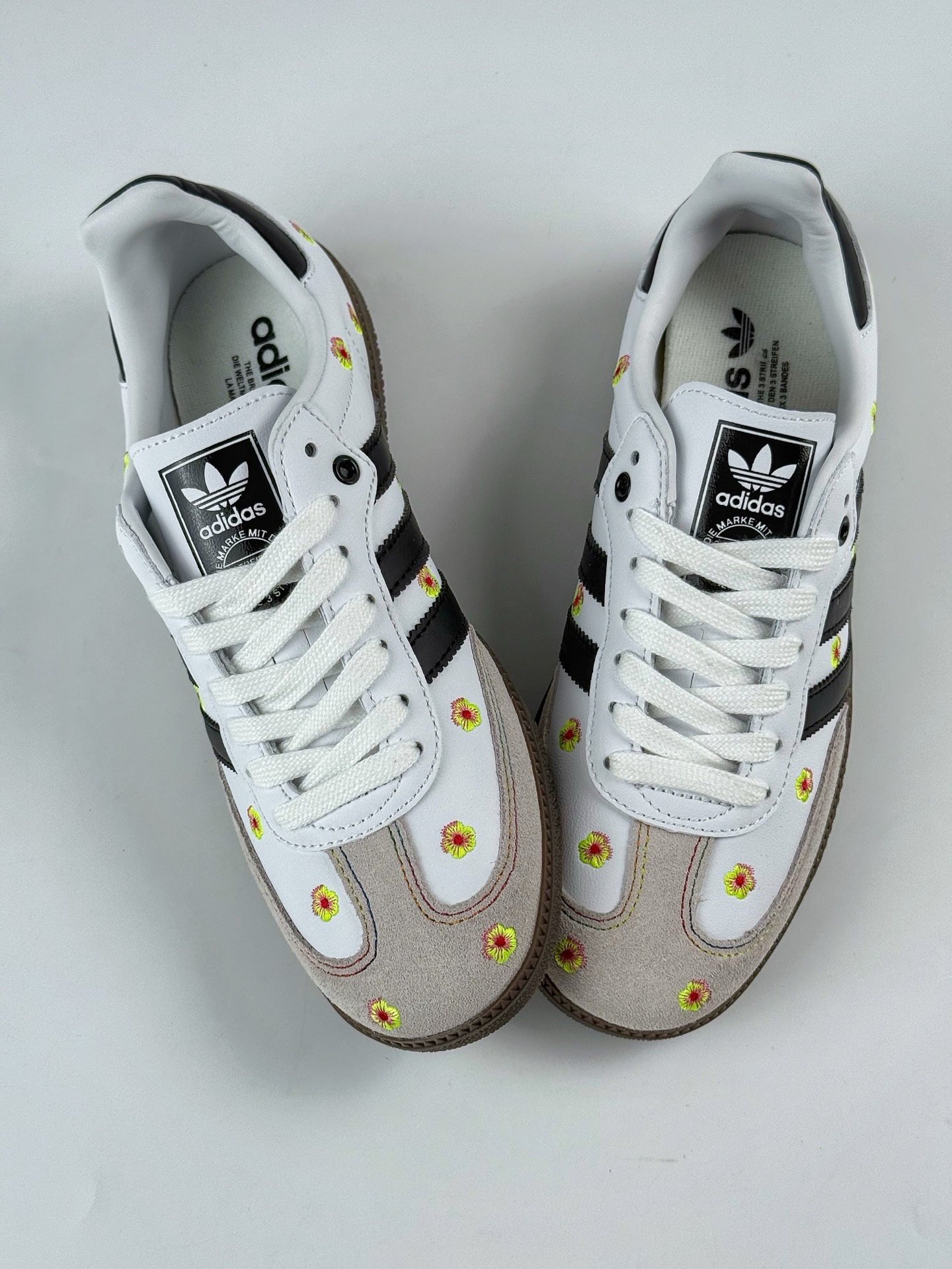 160 adidoriginals Samba OG 灰白小花 IF4396-Chinese UA Cheap High Quatity Brand Clothes Bags handbags Sneakers wholesale wholesaler seller from China Factory suppliers Fashion Clothing Shoes best Quality Beautiful Price 160 adidoriginals Samba OG 灰白小花 IF4396