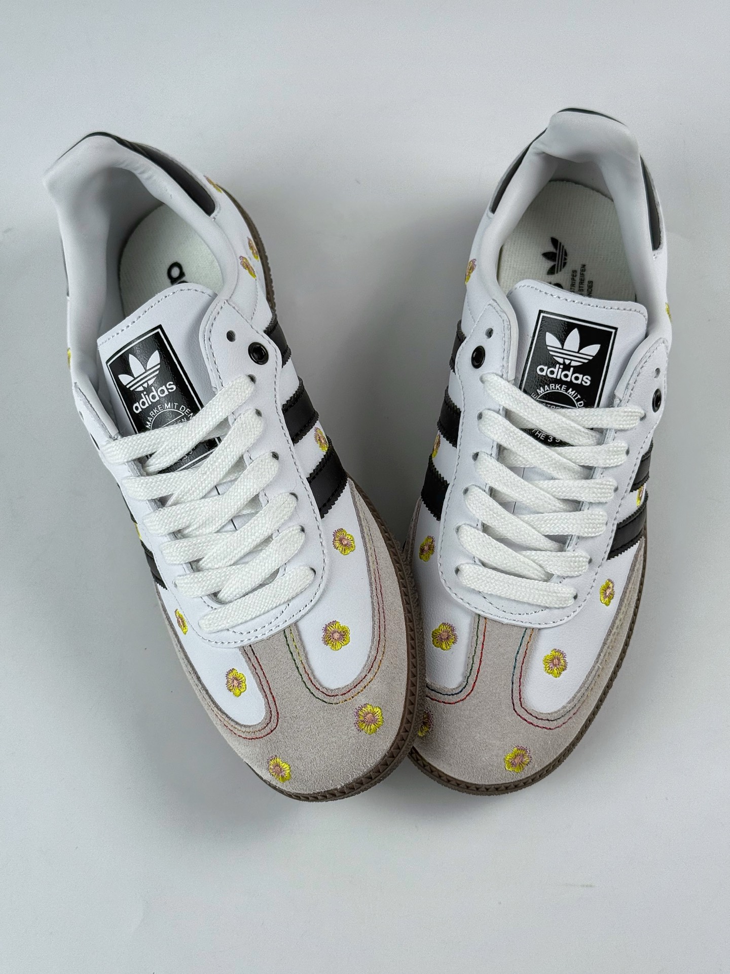 160 adidoriginals Samba OG 灰白小花 IF4395-Chinese UA Cheap High Quatity Brand Clothes Bags handbags Sneakers wholesale wholesaler seller from China Factory suppliers Fashion Clothing Shoes best Quality Beautiful Price 160 adidoriginals Samba OG 灰白小花 IF4395