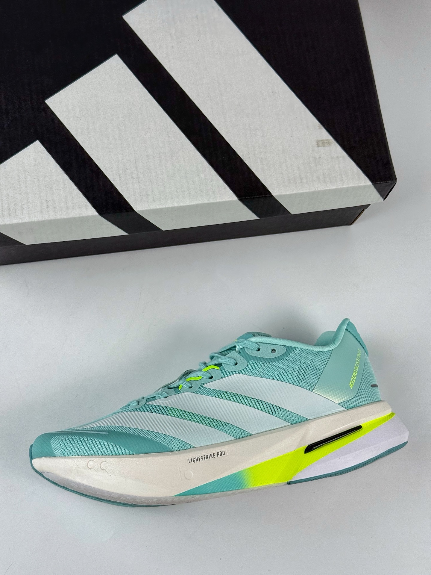 180 AdidAdizero Boston 13 轻盈跑鞋 超轻发泡底 缓震透气跑步鞋 JS4957-Chinese UA Cheap High Quatity Brand Clothes Bags handbags Sneakers wholesale wholesaler seller from China Factory suppliers Fashion Clothing Shoes best Quality Beautiful Price 180 AdidAdizero Boston 13 轻盈跑鞋 超轻发泡底 缓震透气跑步鞋 JS4957