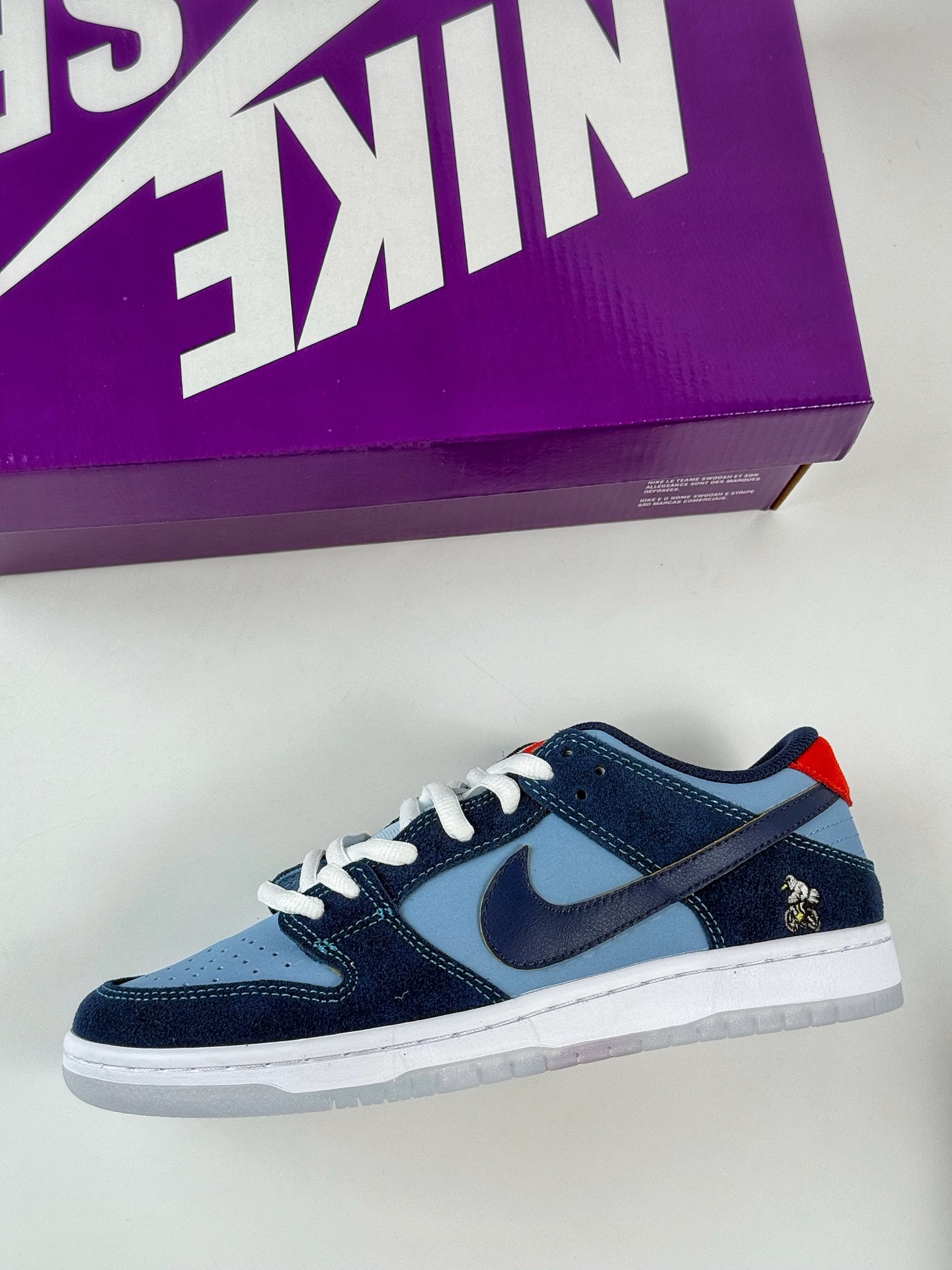 220 Nike SB Dunk Low PRM WSS 蓝鸽子 DX5549-400-Chinese UA Cheap High Quatity Brand Clothes Bags handbags Sneakers wholesale wholesaler seller from China Factory suppliers Fashion Clothing Shoes best Quality Beautiful Price 220 Nike SB Dunk Low PRM WSS 蓝鸽子 DX5549-400