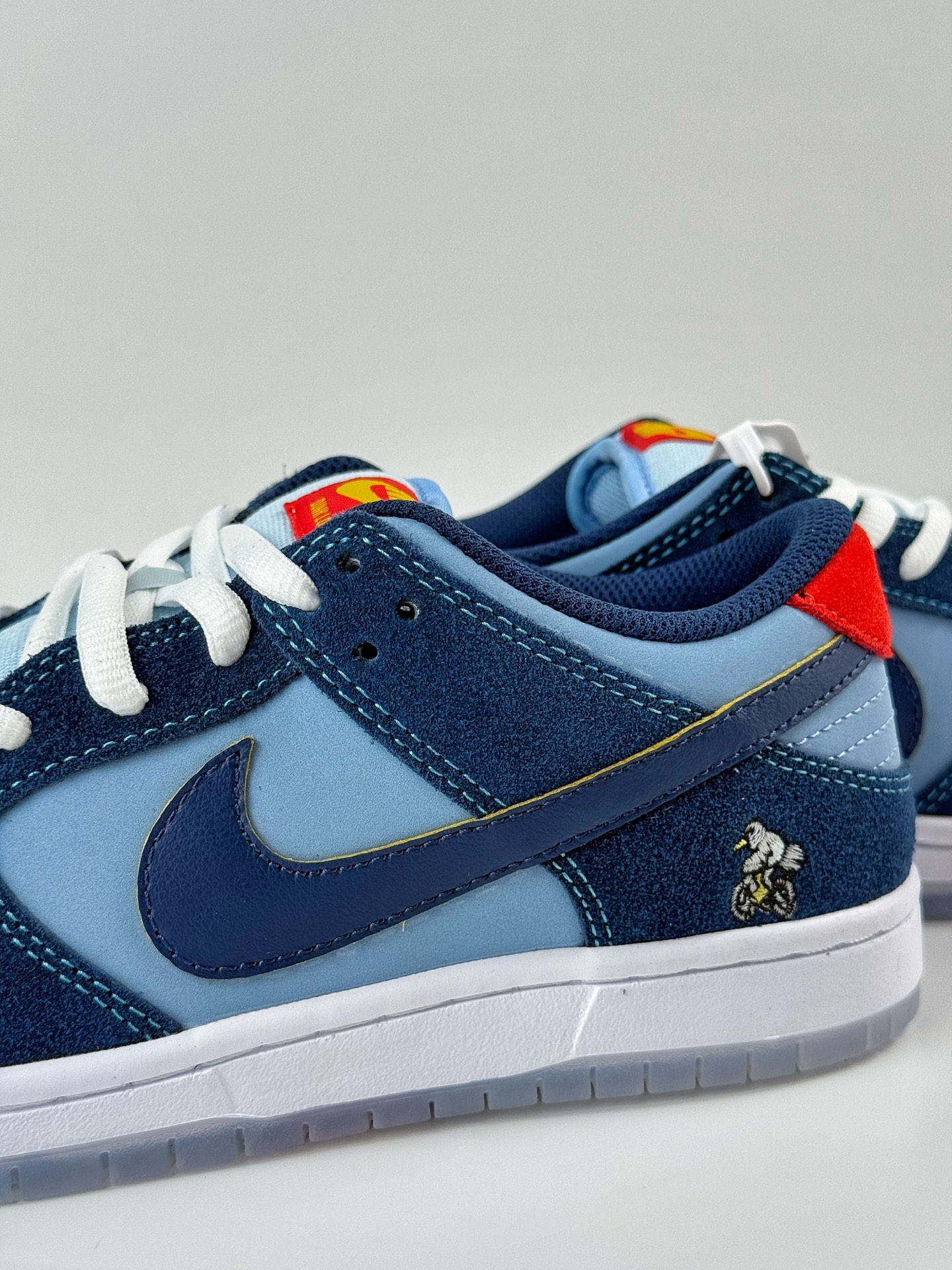 220 Nike SB Dunk Low PRM WSS 蓝鸽子 DX5549-400-Chinese UA Cheap High Quatity Brand Clothes Bags handbags Sneakers wholesale wholesaler seller from China Factory suppliers Fashion Clothing Shoes best Quality Beautiful Price 220 Nike SB Dunk Low PRM WSS 蓝鸽子 DX5549-400