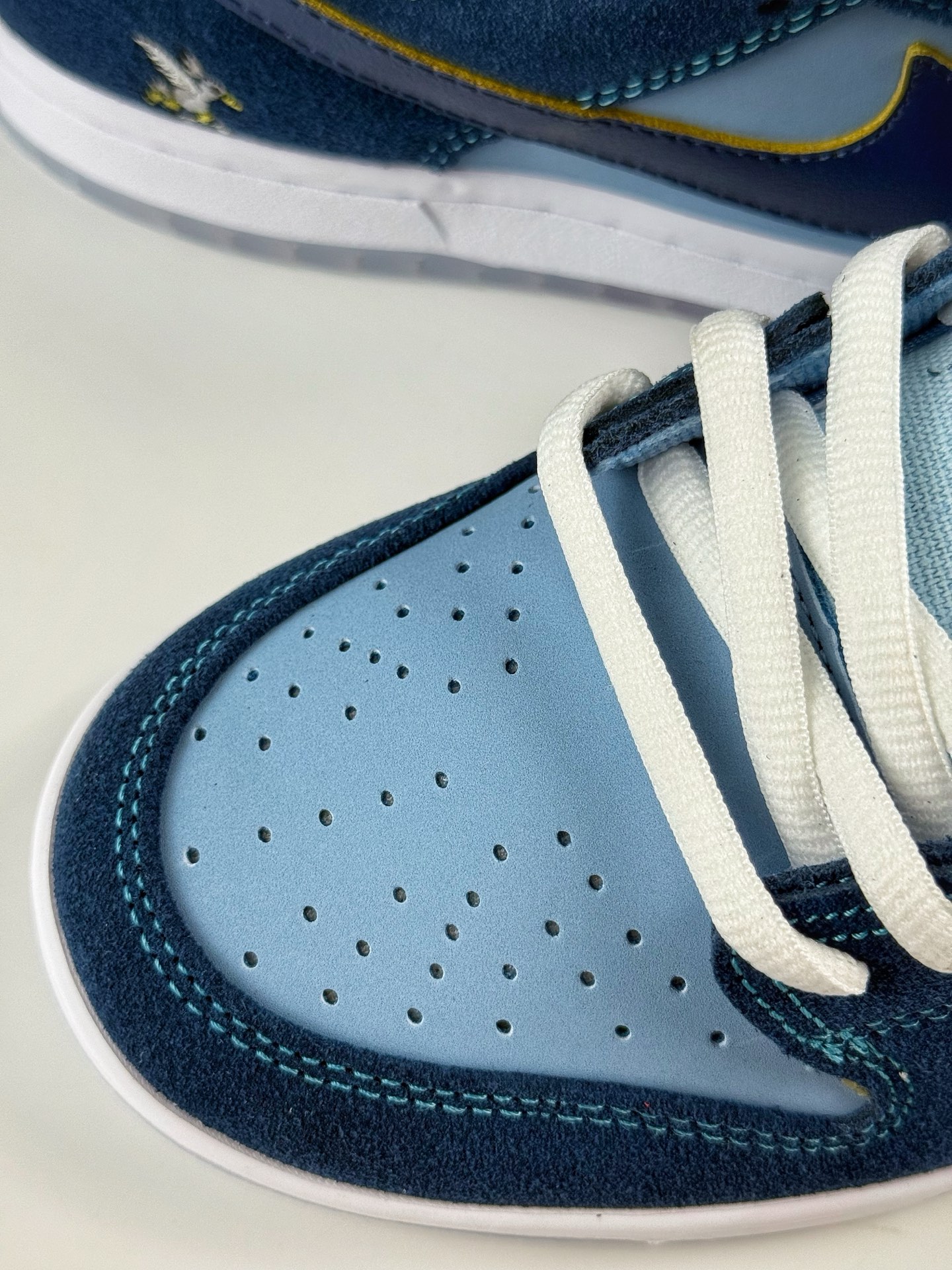 220 Nike SB Dunk Low PRM WSS 蓝鸽子 DX5549-400-Chinese UA Cheap High Quatity Brand Clothes Bags handbags Sneakers wholesale wholesaler seller from China Factory suppliers Fashion Clothing Shoes best Quality Beautiful Price 220 Nike SB Dunk Low PRM WSS 蓝鸽子 DX5549-400