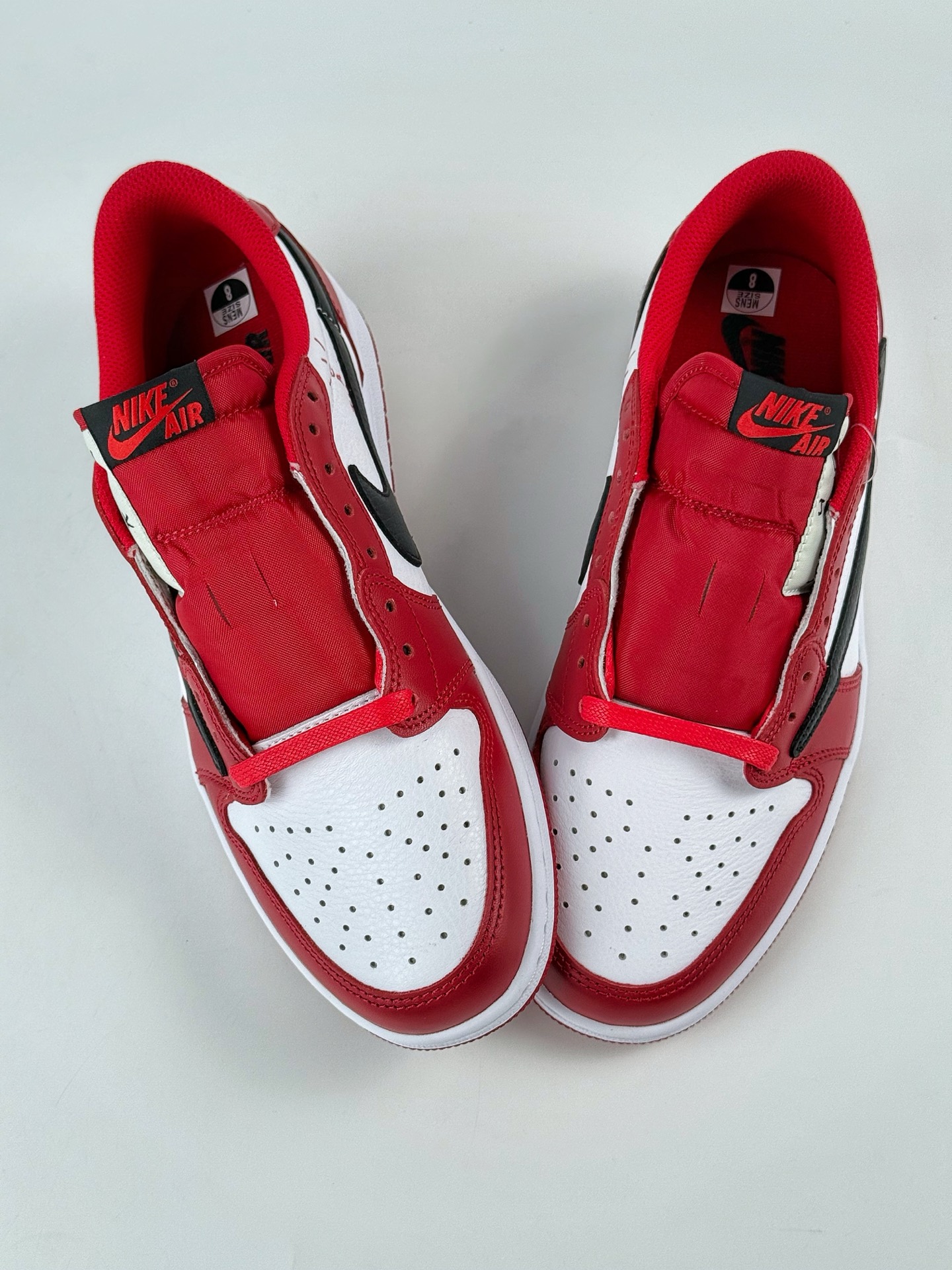 400 Travis Scott x Nike Air Jordan 1 Low 红白 Air Jordan 1 Low 反转倒钩 DM7866-101-Chinese UA Cheap High Quatity Brand Clothes Bags handbags Sneakers wholesale wholesaler seller from China Factory suppliers Fashion Clothing Shoes best Quality Beautiful Price 400 Travis Scott x Nike Air Jordan 1 Low 红白 Air Jordan 1 Low 反转倒钩 DM7866-101