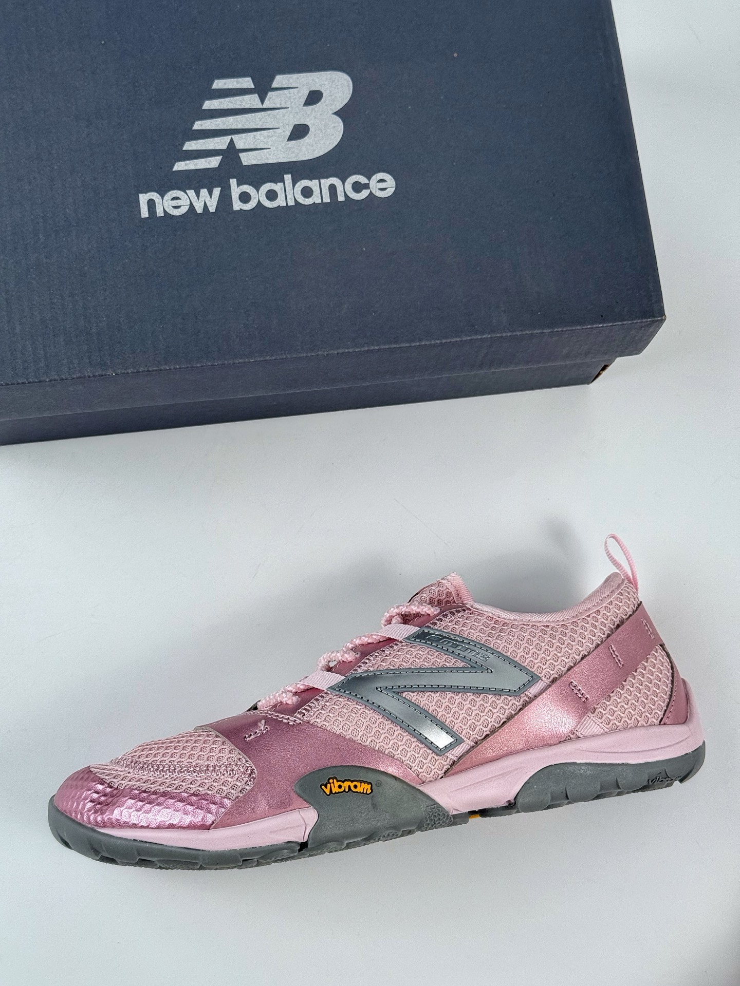 170 New Balance MT10系列 NB新百伦 薄底赤足鞋 MT10OMA-Chinese UA Cheap High Quatity Brand Clothes Bags handbags Sneakers wholesale wholesaler seller from China Factory suppliers Fashion Clothing Shoes best Quality Beautiful Price 170 New Balance MT10系列 NB新百伦 薄底赤足鞋 MT10OMA