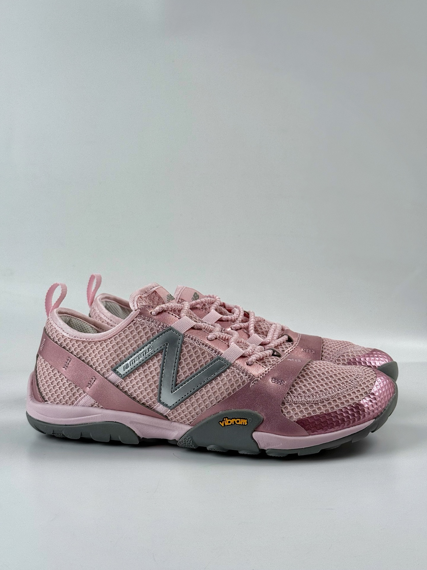 170 New Balance MT10系列 NB新百伦 薄底赤足鞋 MT10OMA-Chinese UA Cheap High Quatity Brand Clothes Bags handbags Sneakers wholesale wholesaler seller from China Factory suppliers Fashion Clothing Shoes best Quality Beautiful Price 170 New Balance MT10系列 NB新百伦 薄底赤足鞋 MT10OMA