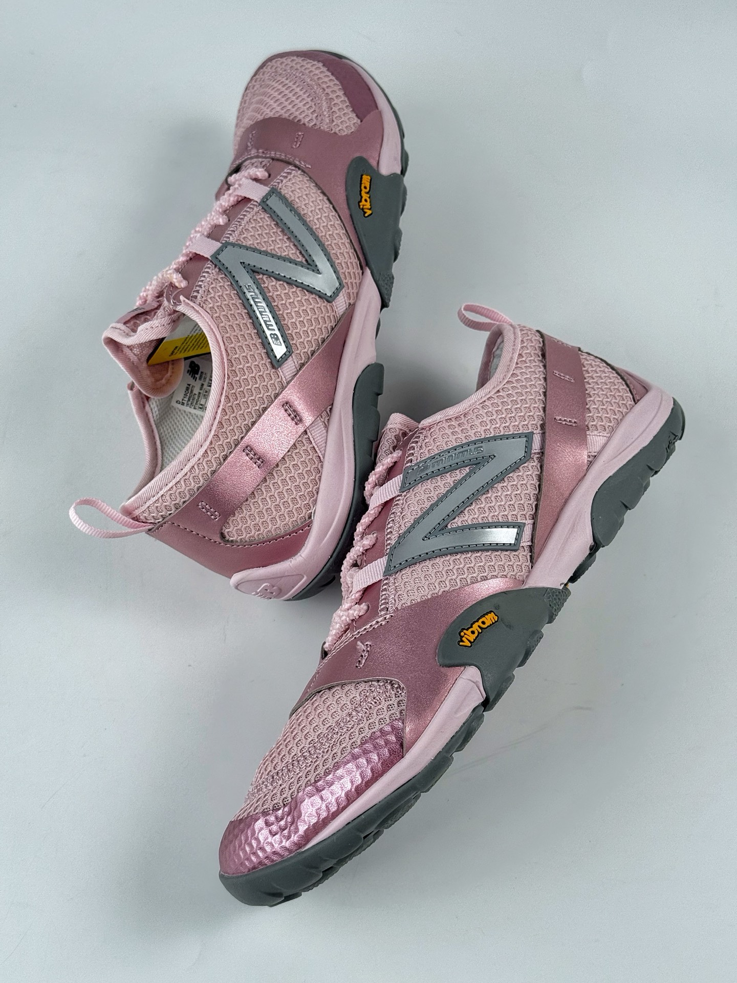 170 New Balance MT10系列 NB新百伦 薄底赤足鞋 MT10OMA-Chinese UA Cheap High Quatity Brand Clothes Bags handbags Sneakers wholesale wholesaler seller from China Factory suppliers Fashion Clothing Shoes best Quality Beautiful Price 170 New Balance MT10系列 NB新百伦 薄底赤足鞋 MT10OMA