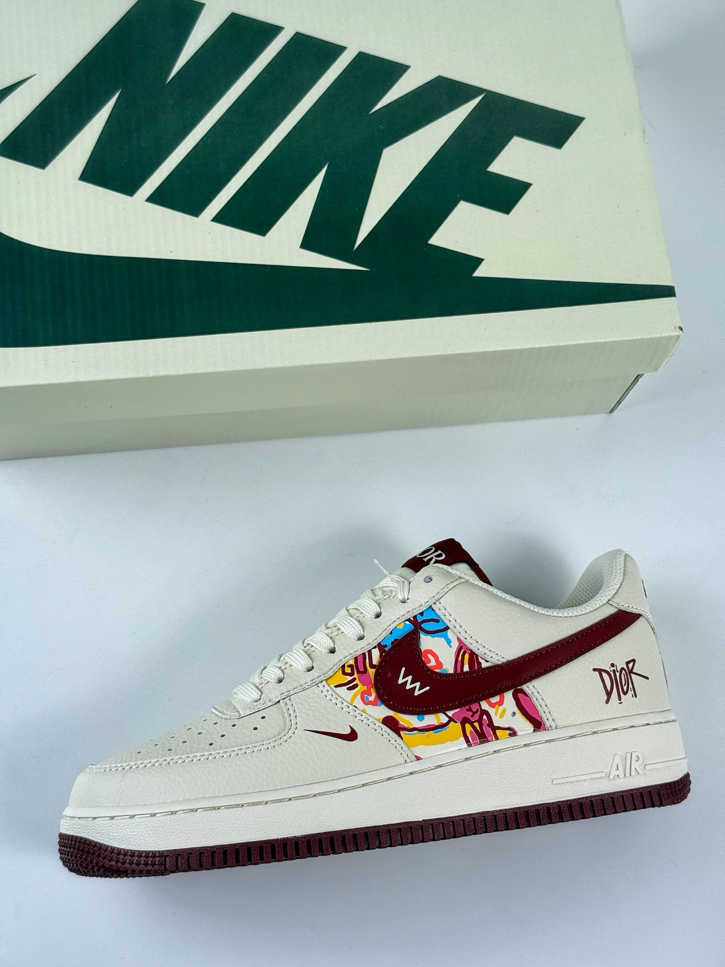 260 Nike Air Force 1 Low 07 x DIOR 白红小勾  HJ3318-002