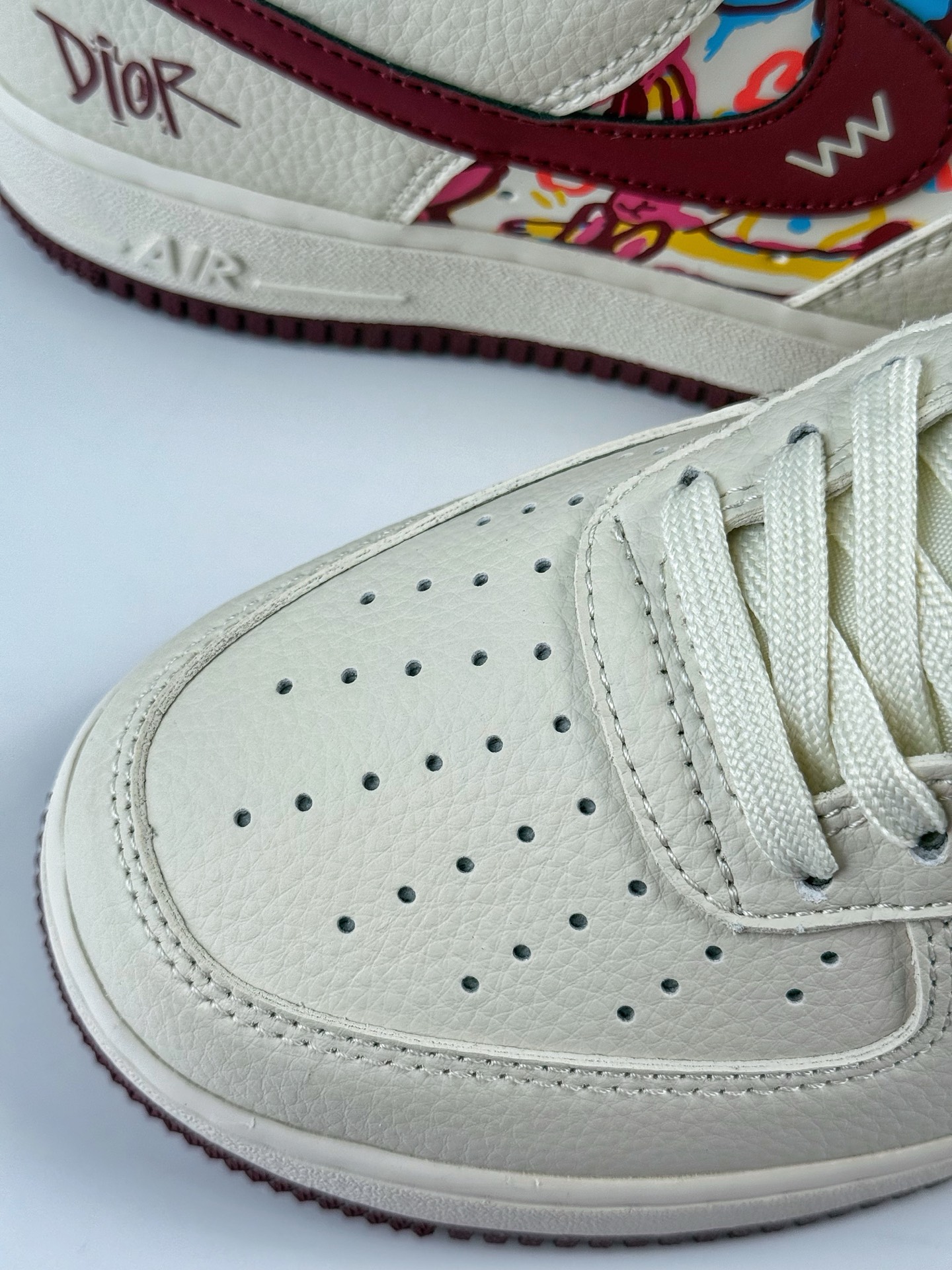 260 Nike Air Force 1 Low 07 x DIOR 白红小勾  HJ3318-002
