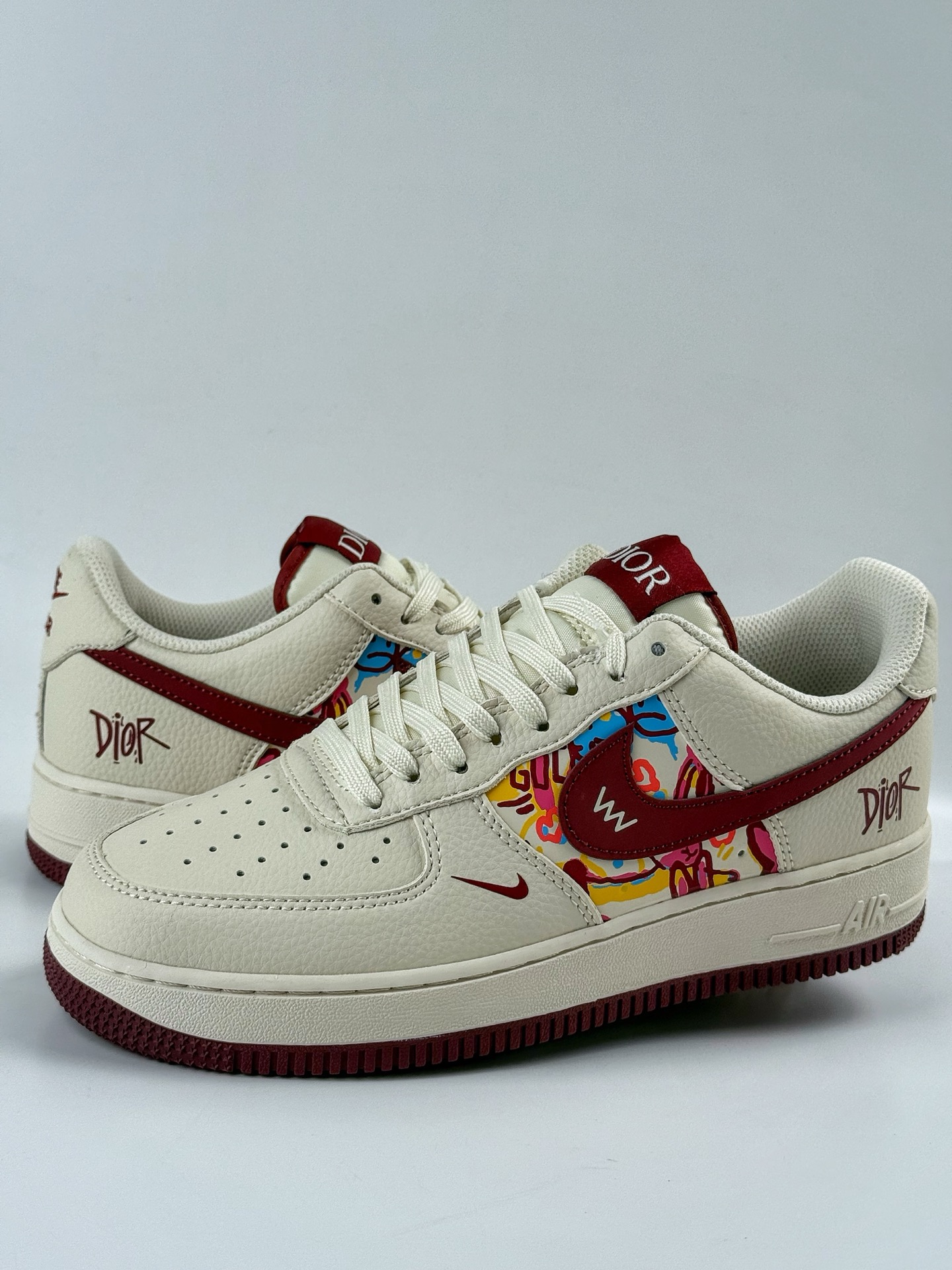 260 Nike Air Force 1 Low 07 x DIOR 白红小勾  HJ3318-002