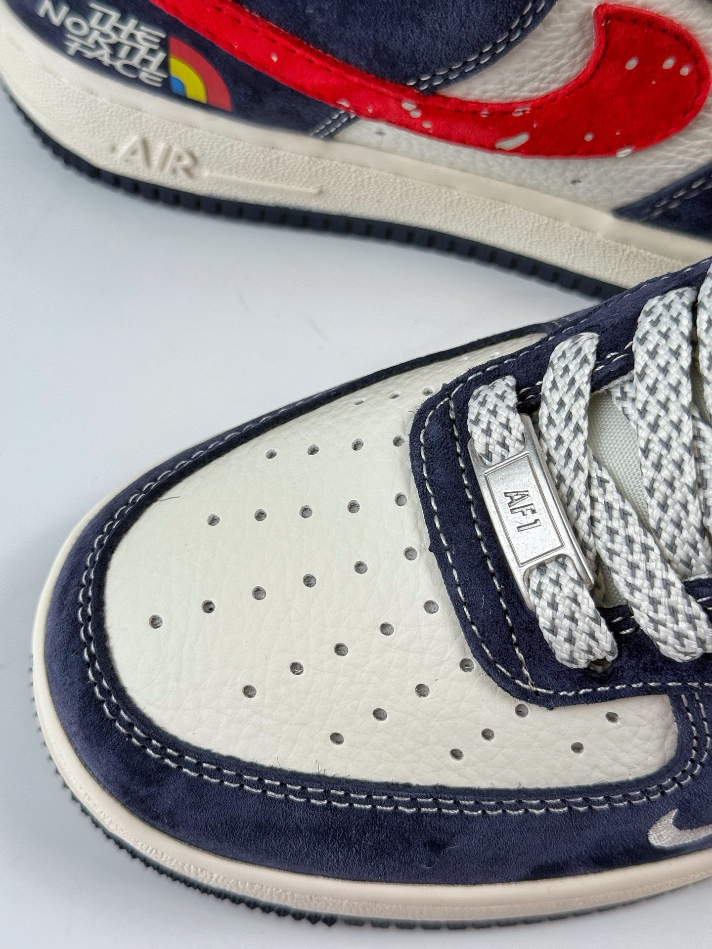 260 Nike Air Force 1 Low 07 x The North Face 蓝白红小勾满天星 HS8068-045-Chinese UA Cheap High Quatity Brand Clothes Bags handbags Sneakers wholesale wholesaler seller from China Factory suppliers Fashion Clothing Shoes best Quality Beautiful Price 260 Nike Air Force 1 Low 07 x The North Face 蓝白红小勾满天星 HS8068-045