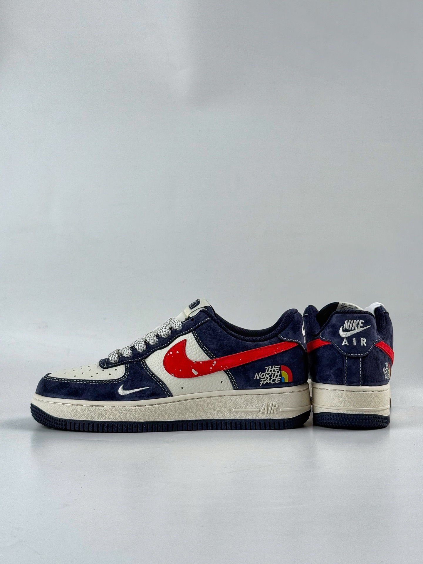 260 Nike Air Force 1 Low 07 x The North Face 蓝白红小勾满天星 HS8068-045-Chinese UA Cheap High Quatity Brand Clothes Bags handbags Sneakers wholesale wholesaler seller from China Factory suppliers Fashion Clothing Shoes best Quality Beautiful Price 260 Nike Air Force 1 Low 07 x The North Face 蓝白红小勾满天星 HS8068-045