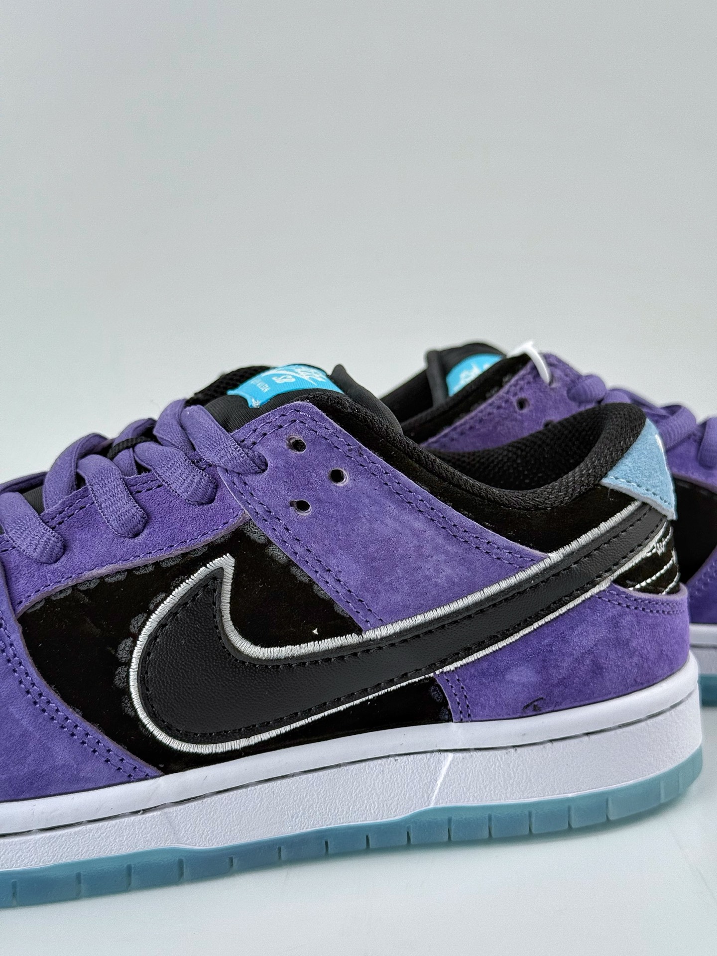 220 Nike SB Dunk Low 联名紫黑白 HJ0513-500-Chinese UA Cheap High Quatity Brand Clothes Bags handbags Sneakers wholesale wholesaler seller from China Factory suppliers Fashion Clothing Shoes best Quality Beautiful Price 220 Nike SB Dunk Low 联名紫黑白 HJ0513-500