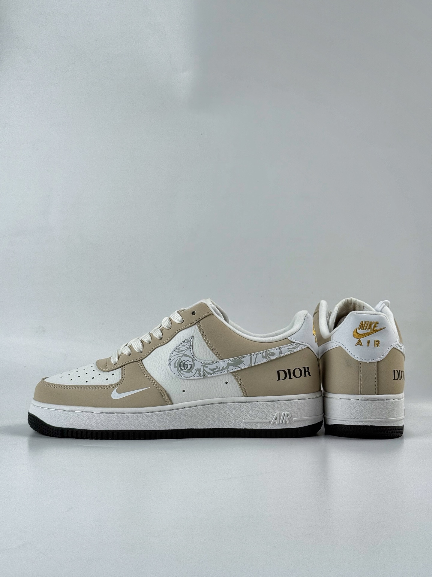 220 Nike Air Force 1 Low 07 x DIOR 棕白小勾 DQ6628-161-Chinese UA Cheap High Quatity Brand Clothes Bags handbags Sneakers wholesale wholesaler seller from China Factory suppliers Fashion Clothing Shoes best Quality Beautiful Price 220 Nike Air Force 1 Low 07 x DIOR 棕白小勾 DQ6628-161
