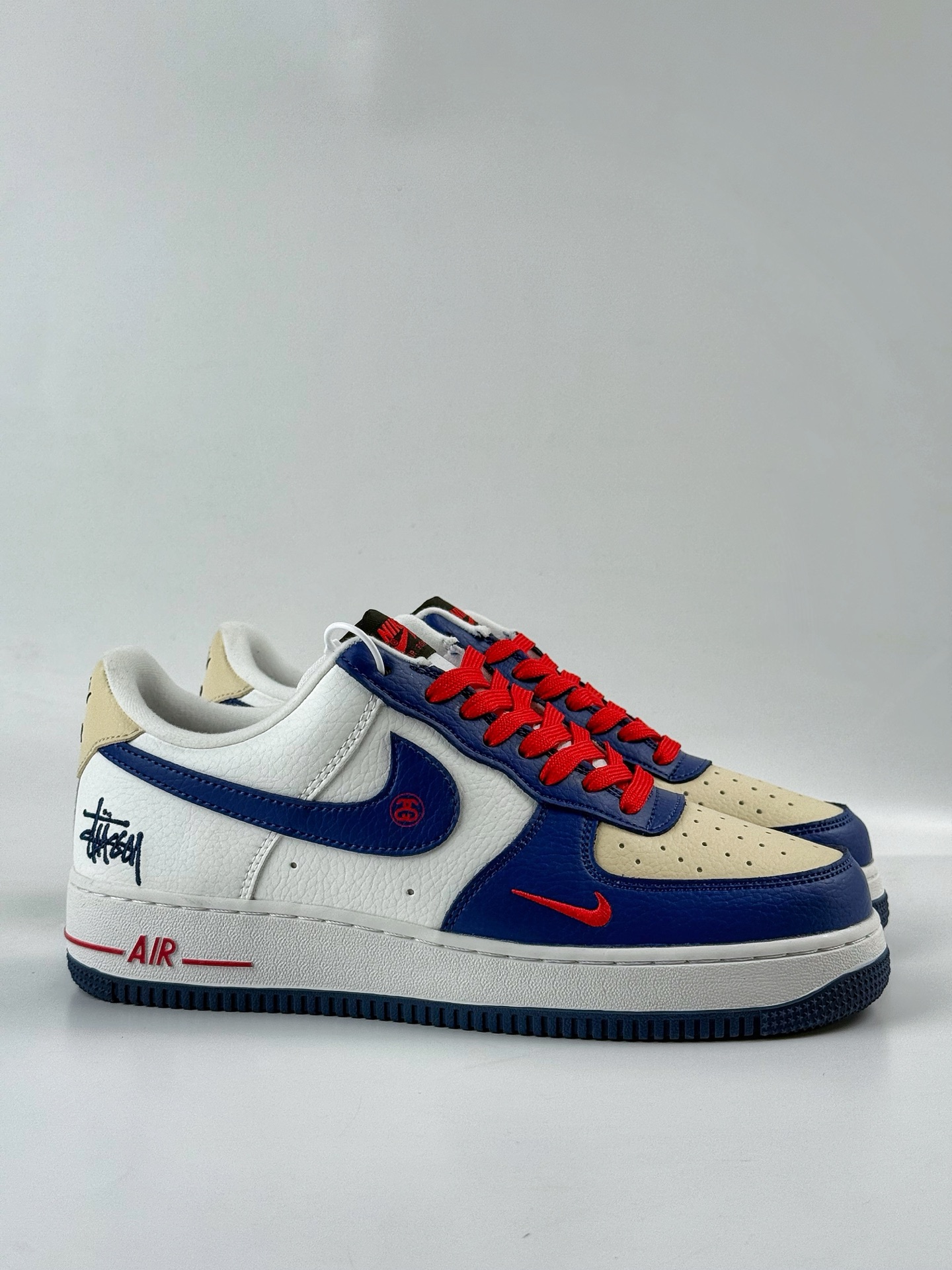 220 Nike Air Force 1 Low 07 x Stussy 蓝白红小勾 DQ6628-163-Chinese UA Cheap High Quatity Brand Clothes Bags handbags Sneakers wholesale wholesaler seller from China Factory suppliers Fashion Clothing Shoes best Quality Beautiful Price 220 Nike Air Force 1 Low 07 x Stussy 蓝白红小勾 DQ6628-163