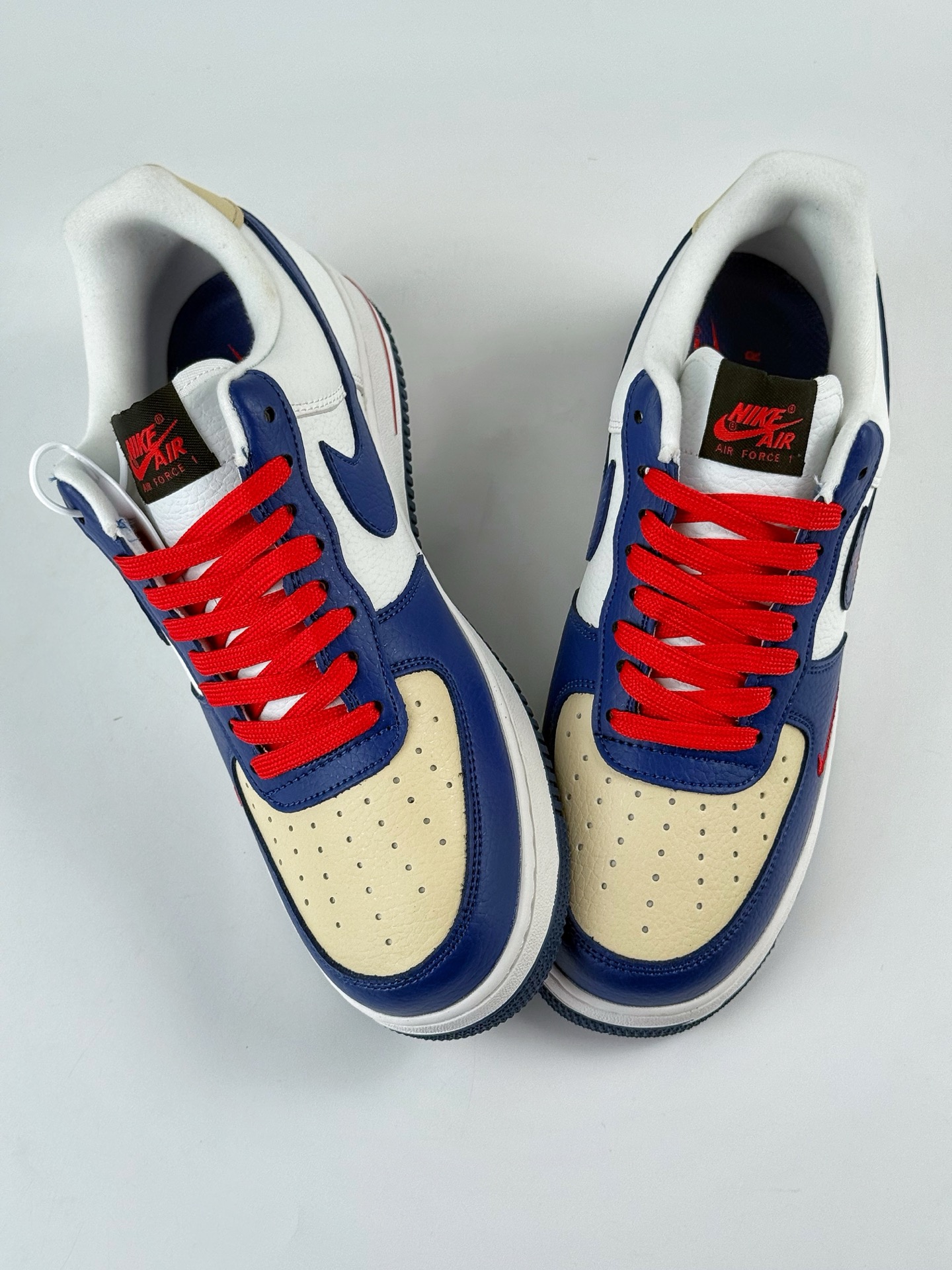 220 Nike Air Force 1 Low 07 x Stussy 蓝白红小勾 DQ6628-163-Chinese UA Cheap High Quatity Brand Clothes Bags handbags Sneakers wholesale wholesaler seller from China Factory suppliers Fashion Clothing Shoes best Quality Beautiful Price 220 Nike Air Force 1 Low 07 x Stussy 蓝白红小勾 DQ6628-163