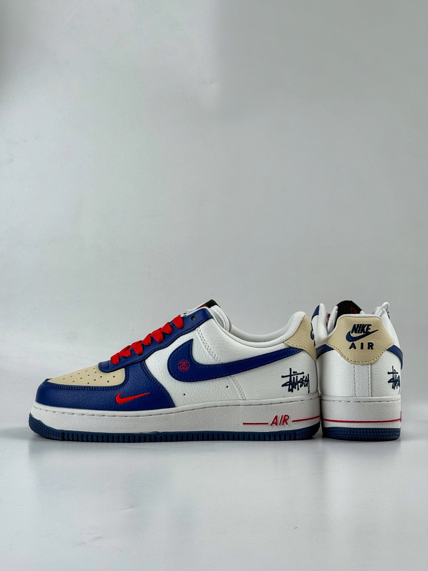 220 Nike Air Force 1 Low 07 x Stussy 蓝白红小勾 DQ6628-163-Chinese UA Cheap High Quatity Brand Clothes Bags handbags Sneakers wholesale wholesaler seller from China Factory suppliers Fashion Clothing Shoes best Quality Beautiful Price 220 Nike Air Force 1 Low 07 x Stussy 蓝白红小勾 DQ6628-163