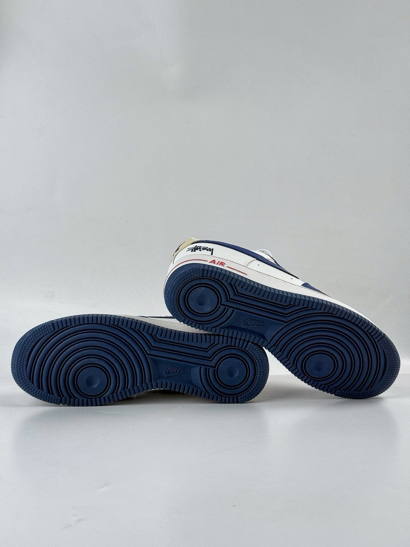 220 Nike Air Force 1 Low 07 x Stussy 蓝白红小勾 DQ6628-163-Chinese UA Cheap High Quatity Brand Clothes Bags handbags Sneakers wholesale wholesaler seller from China Factory suppliers Fashion Clothing Shoes best Quality Beautiful Price 220 Nike Air Force 1 Low 07 x Stussy 蓝白红小勾 DQ6628-163