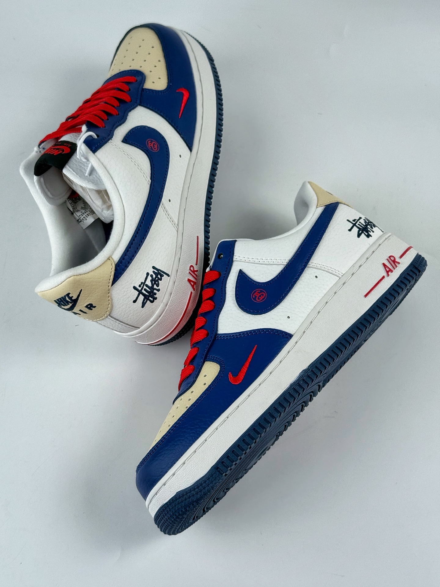 220 Nike Air Force 1 Low 07 x Stussy 蓝白红小勾 DQ6628-163-Chinese UA Cheap High Quatity Brand Clothes Bags handbags Sneakers wholesale wholesaler seller from China Factory suppliers Fashion Clothing Shoes best Quality Beautiful Price 220 Nike Air Force 1 Low 07 x Stussy 蓝白红小勾 DQ6628-163