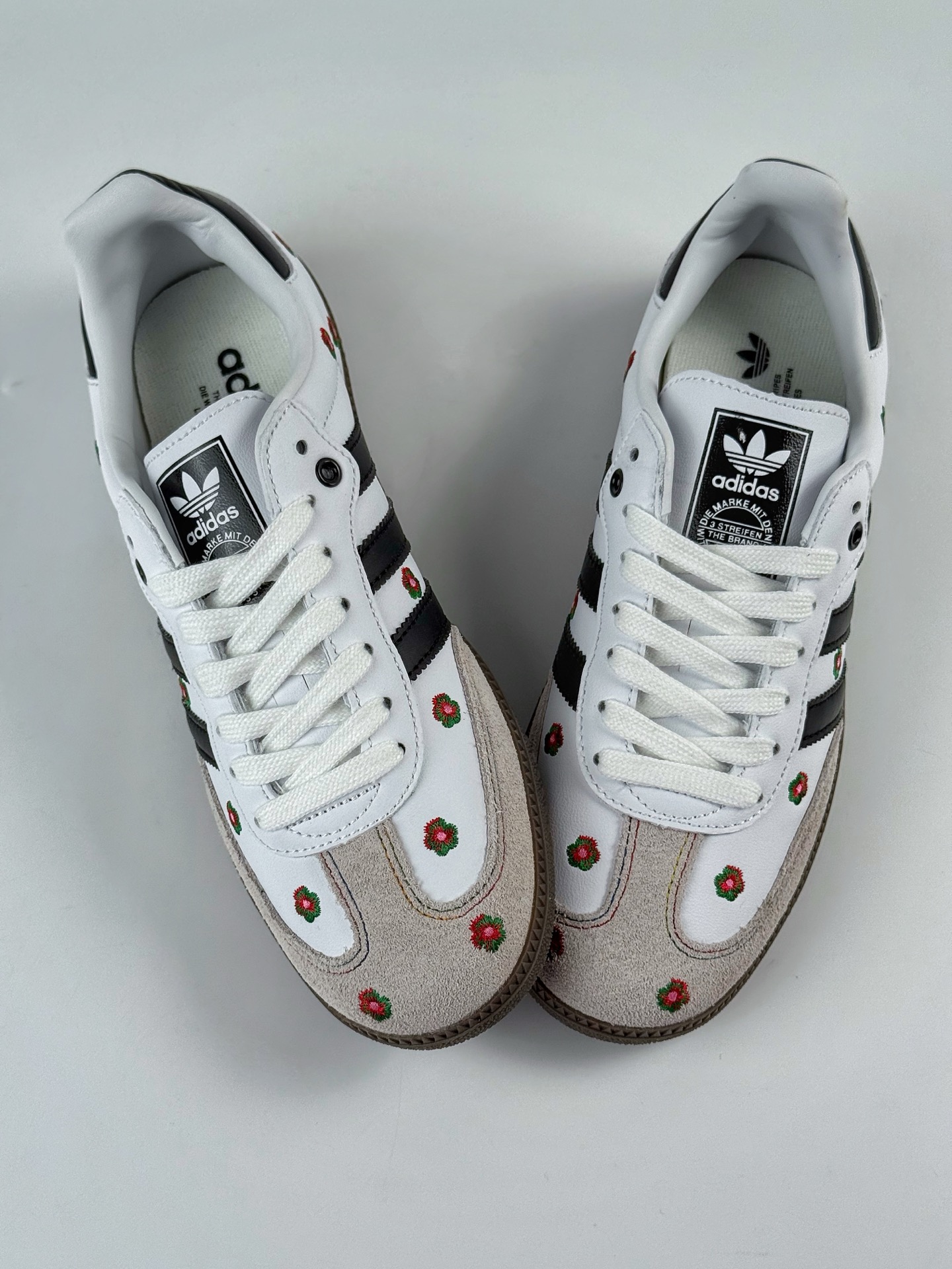 160 adidoriginals Samba OG 灰白小花 IF4393-Chinese UA Cheap High Quatity Brand Clothes Bags handbags Sneakers wholesale wholesaler seller from China Factory suppliers Fashion Clothing Shoes best Quality Beautiful Price 160 adidoriginals Samba OG 灰白小花 IF4393