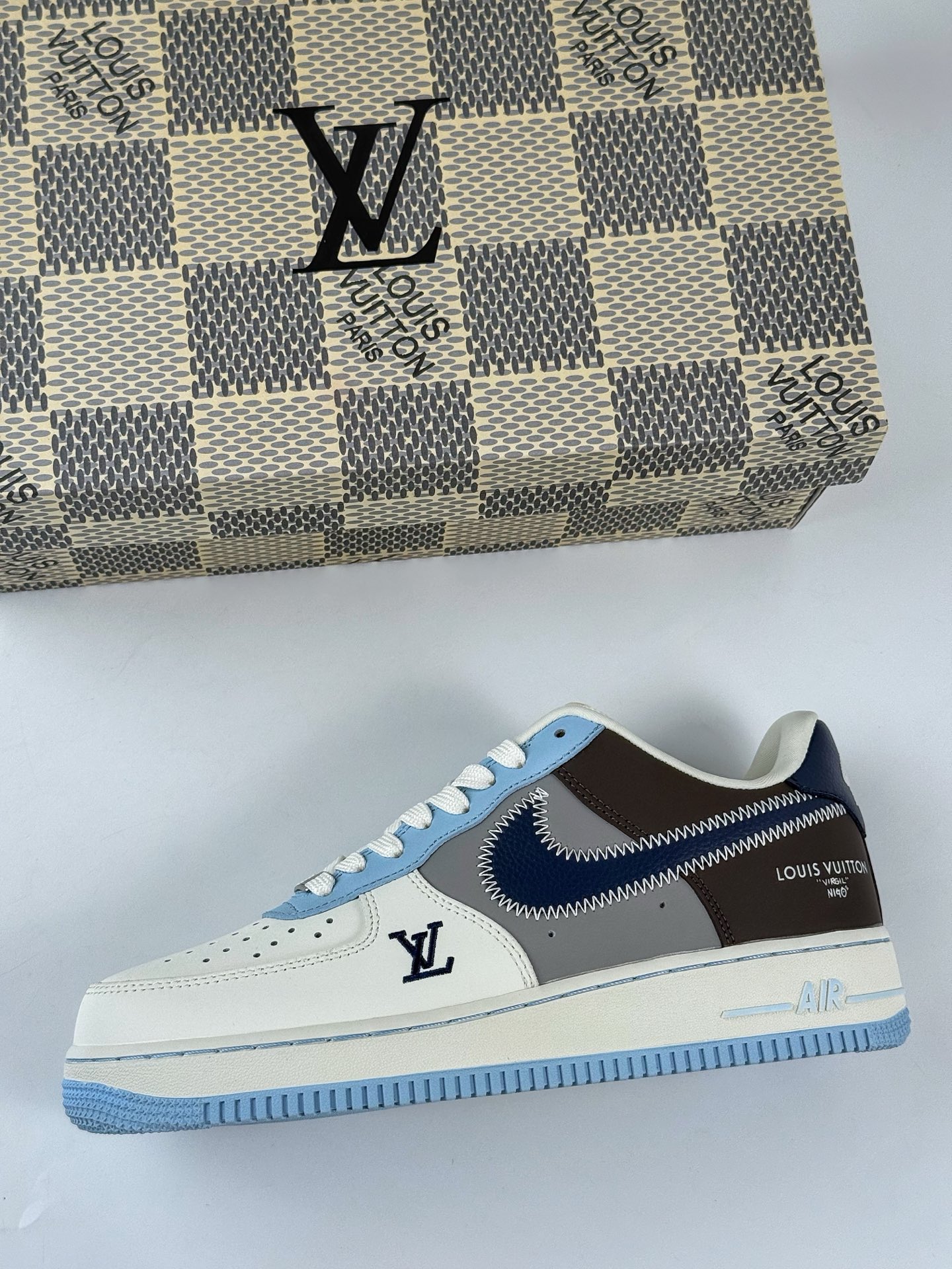 260 Nike Air Force 1 Low 07 x Louis Vuitton 彩色拼接  SC0601-560